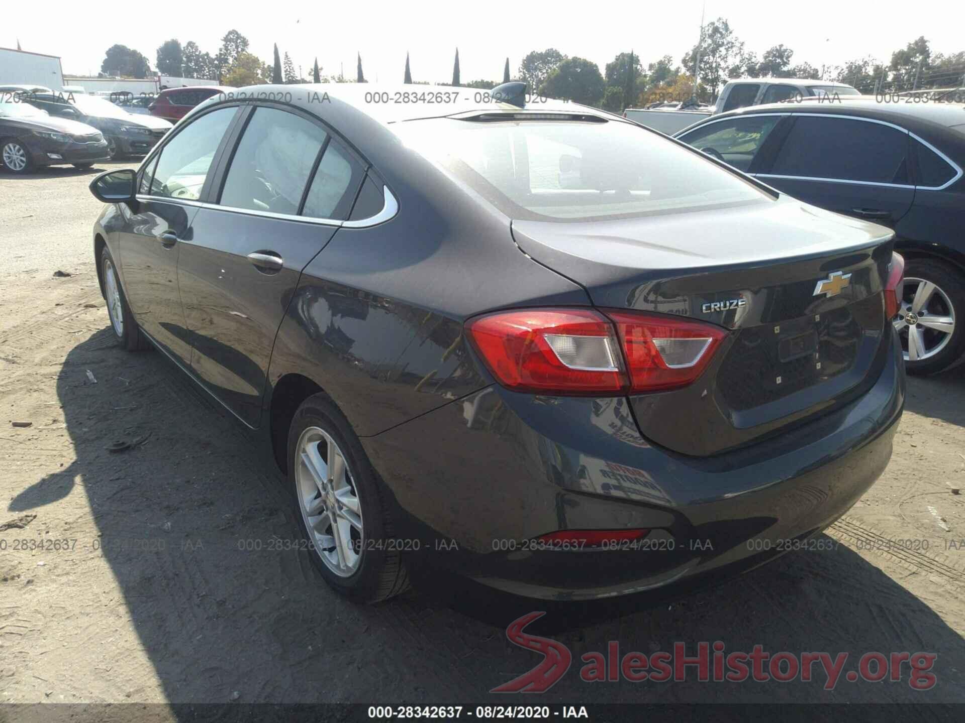 1G1BE5SM3J7121632 2019 CHEVROLET CRUZE