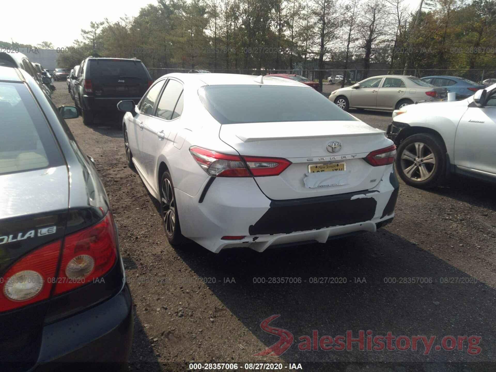 4T1B11HK4JU015284 2018 TOYOTA CAMRY