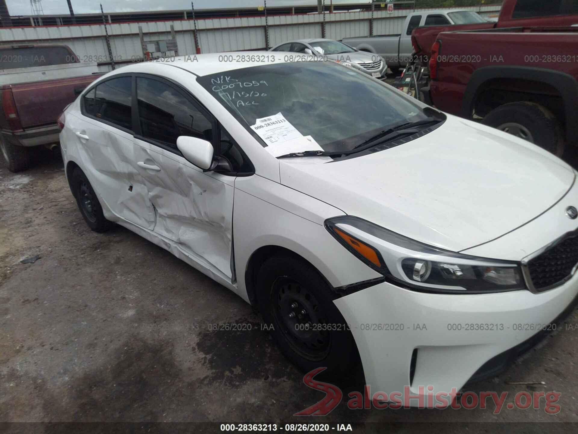 3KPFK4A79JE180160 2018 KIA FORTE