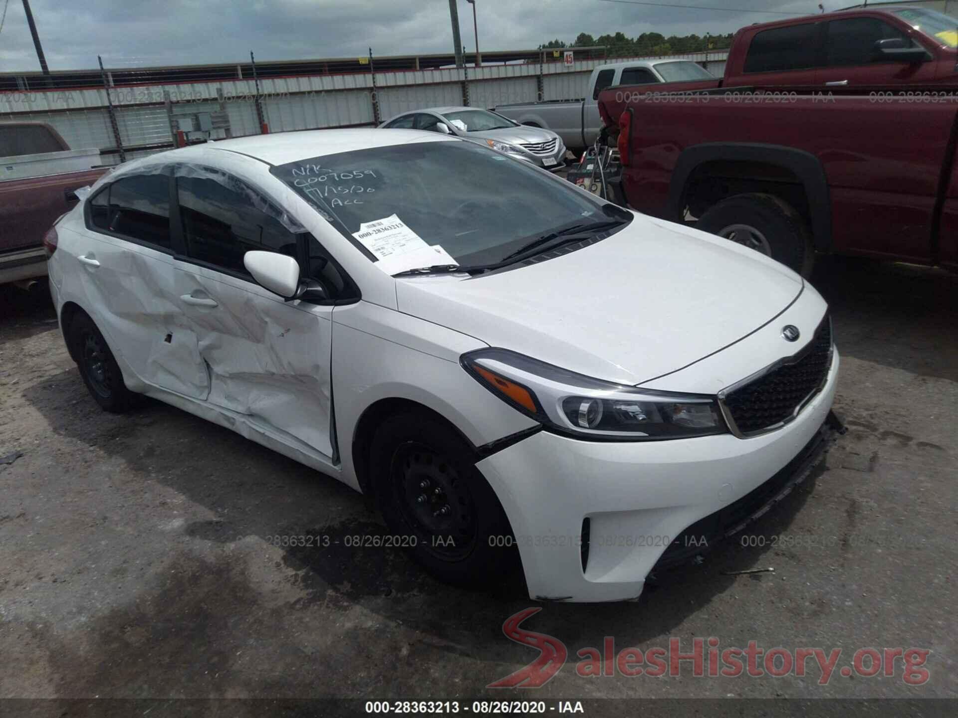 3KPFK4A79JE180160 2018 KIA FORTE