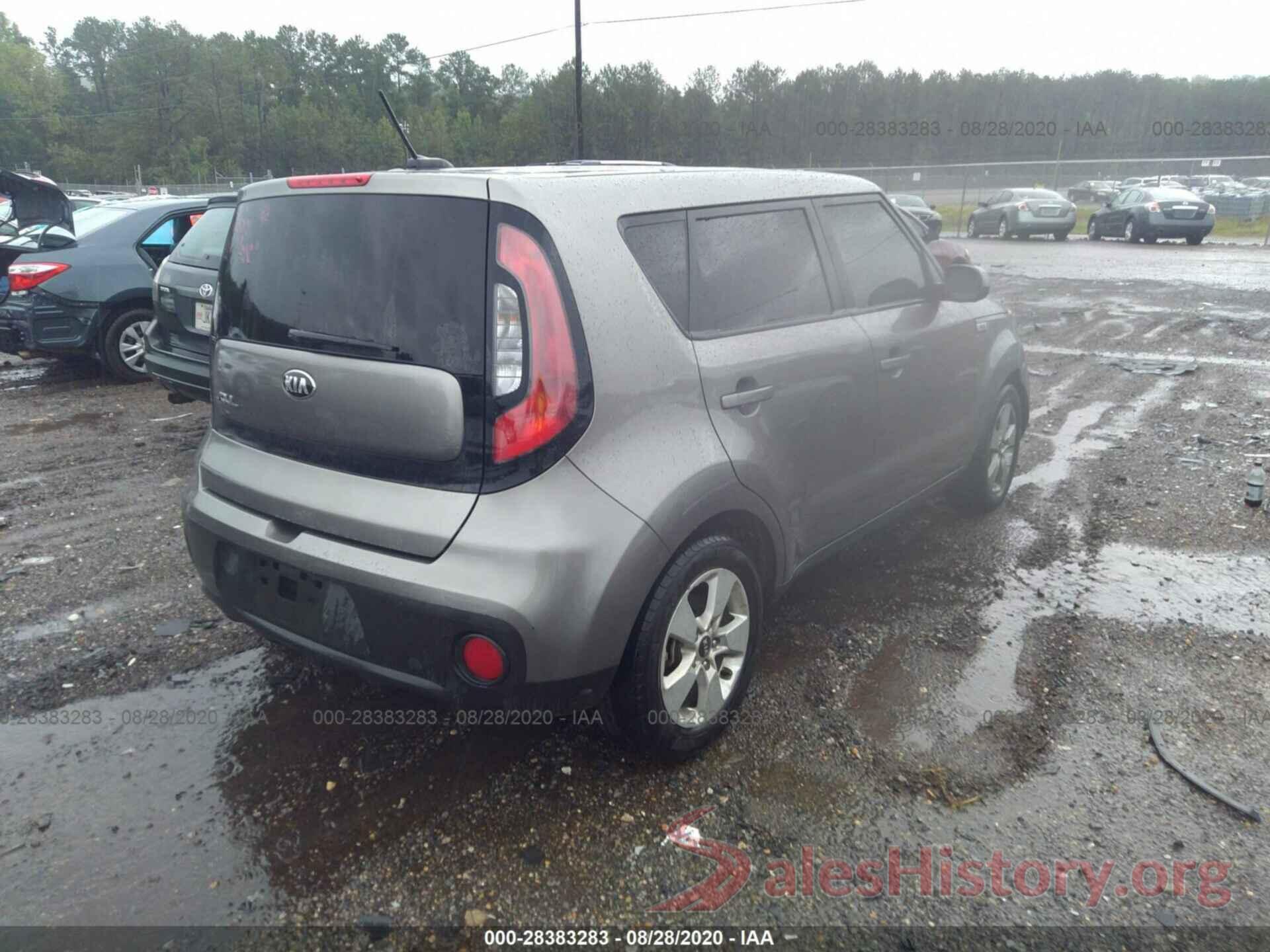 KNDJN2A26J7586245 2018 KIA SOUL