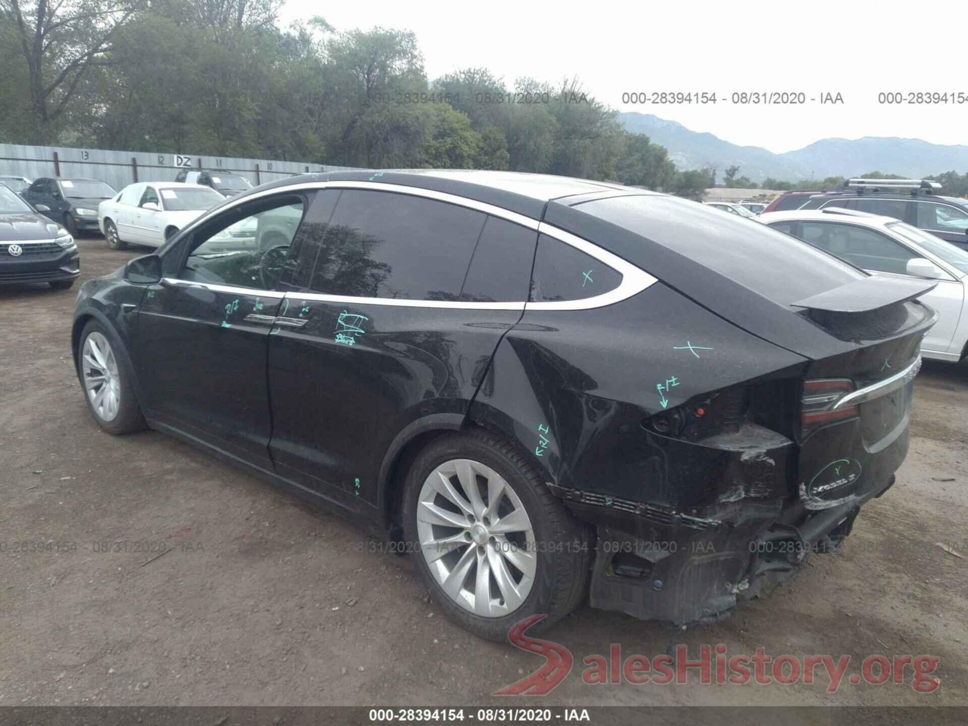 5YJXCAE26JF092630 2018 TESLA MODEL X