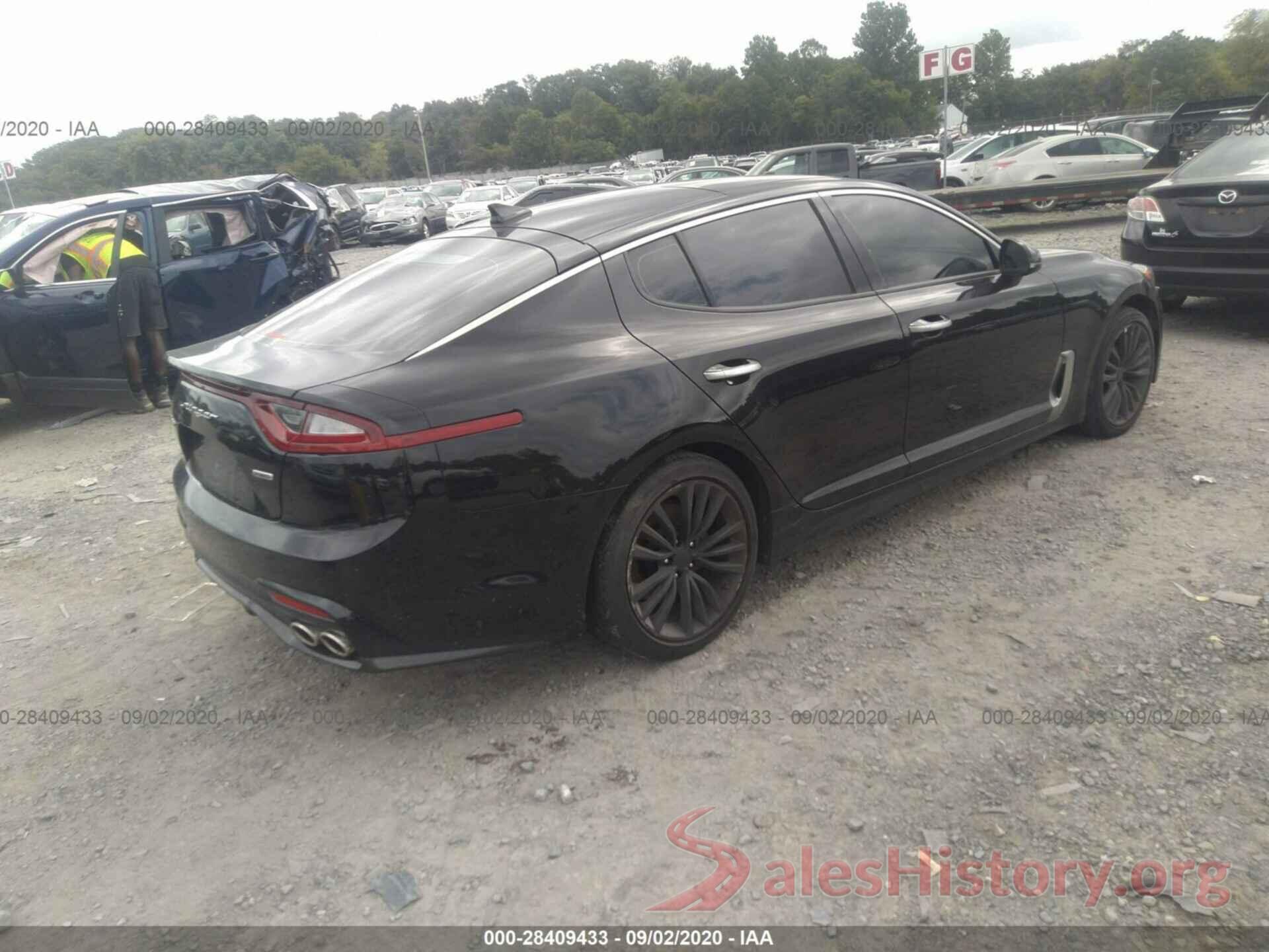 KNAE25LA2J6014012 2018 KIA STINGER