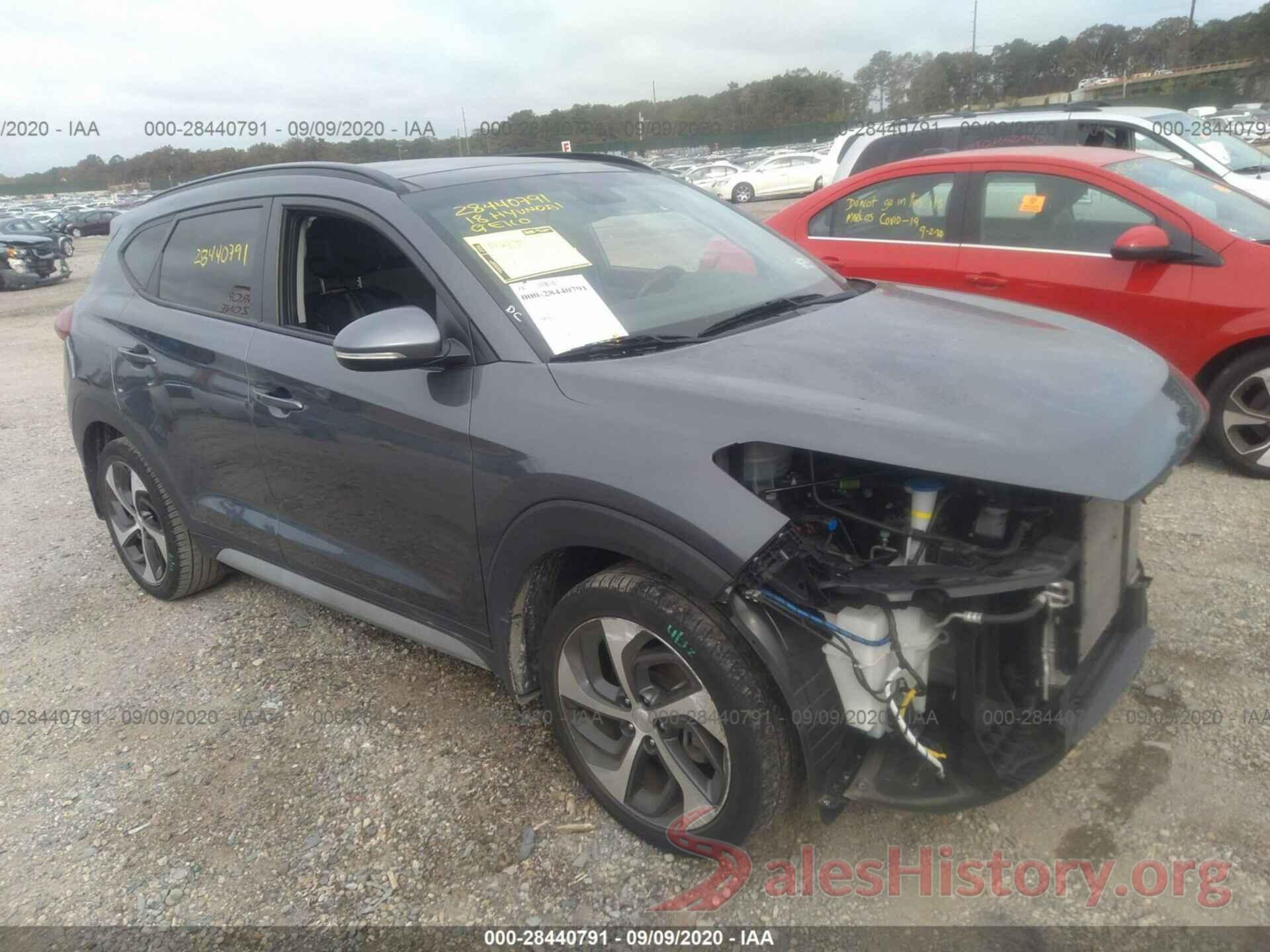 KM8J3CA24JU751606 2018 HYUNDAI TUCSON