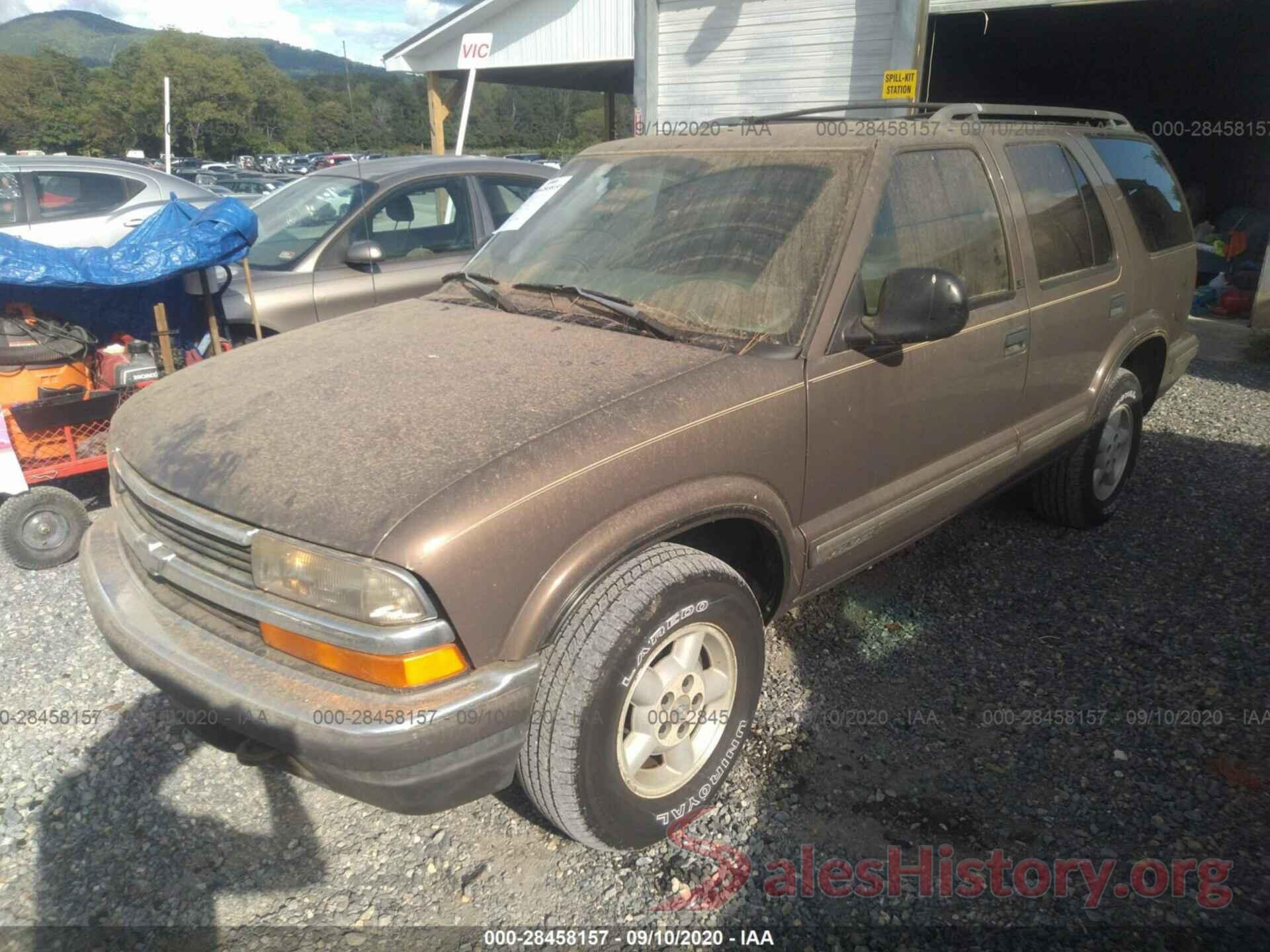 1GNDT13W4W2182465 1998 CHEVROLET BLAZER