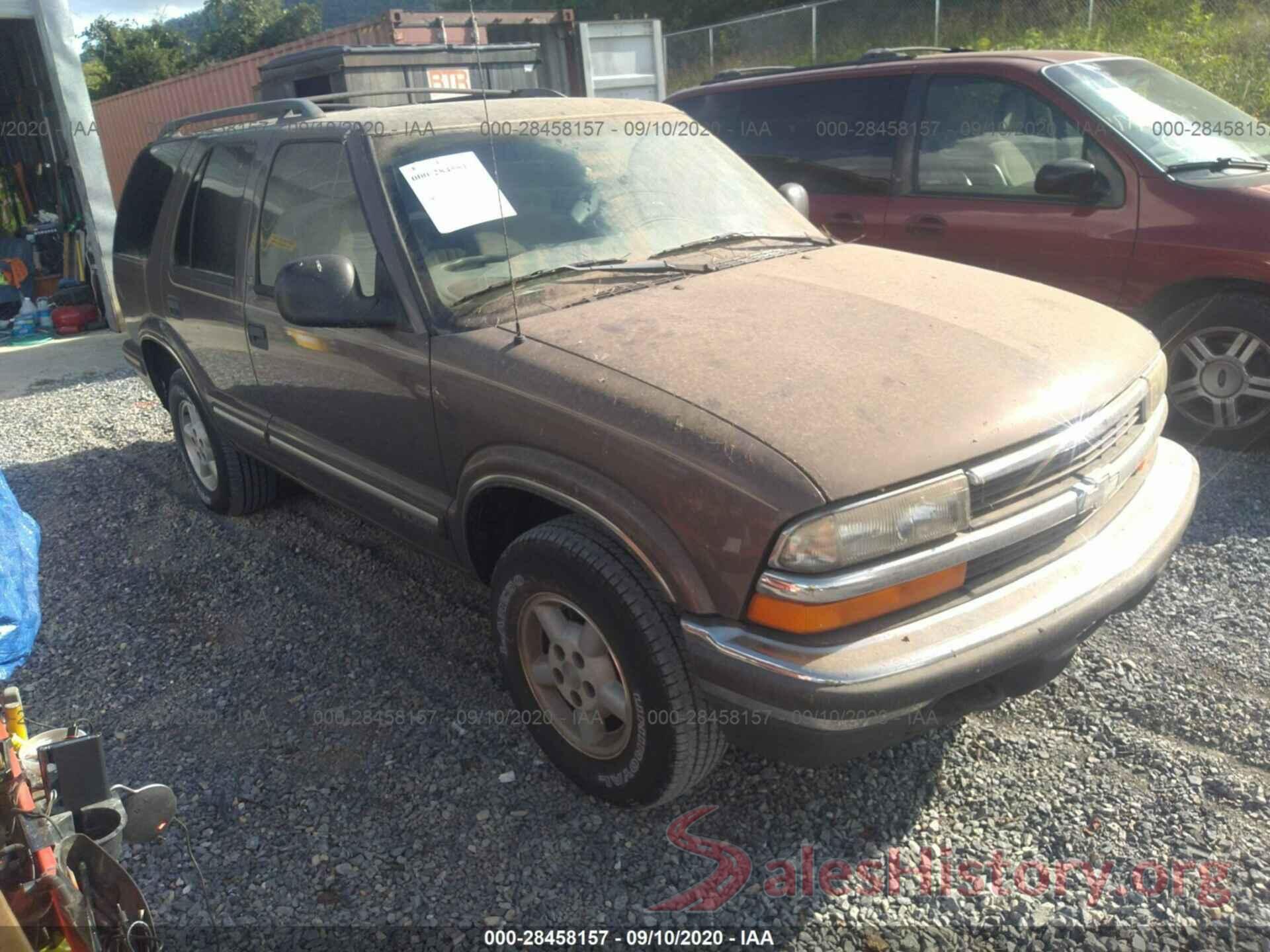 1GNDT13W4W2182465 1998 CHEVROLET BLAZER