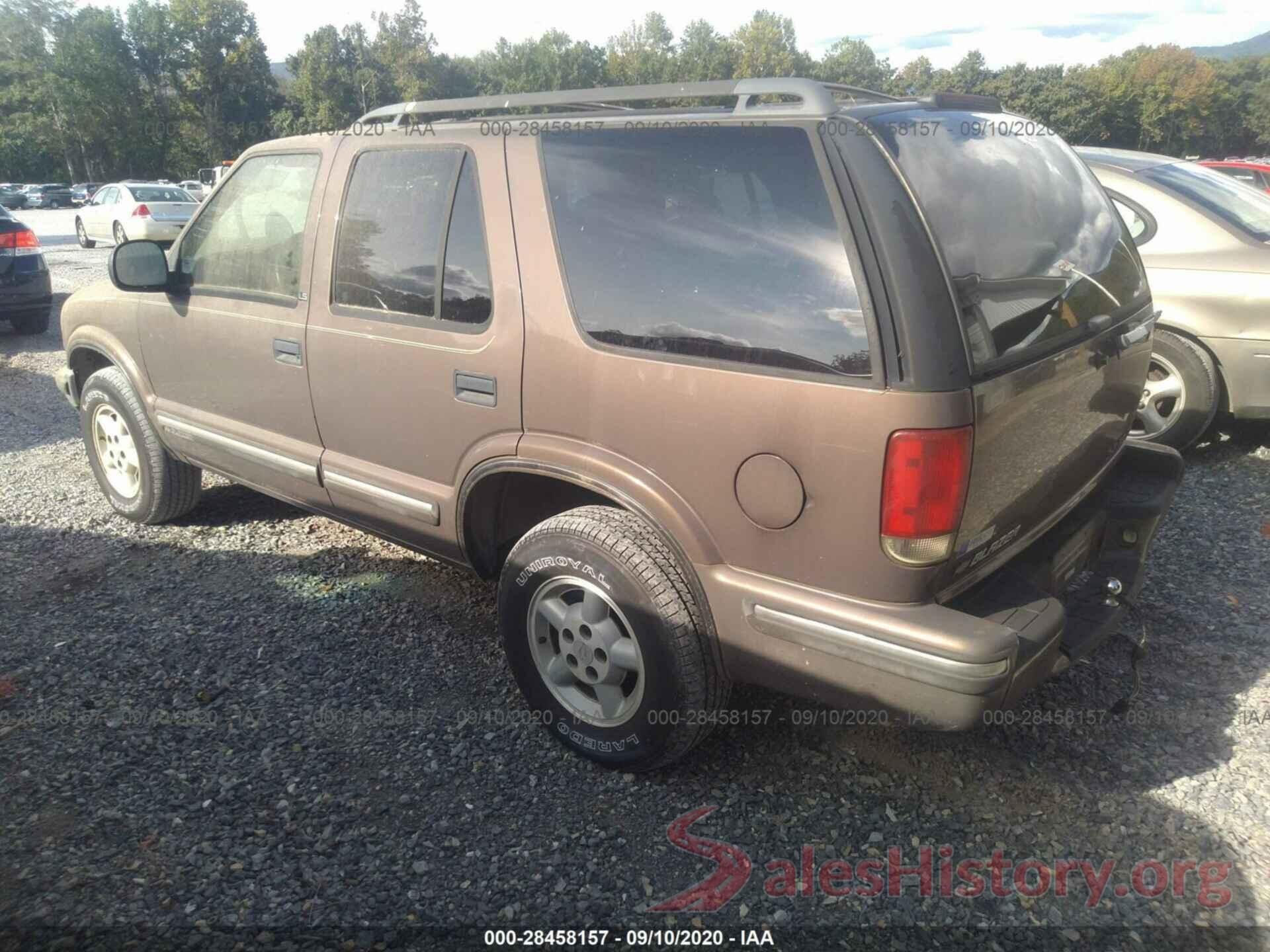 1GNDT13W4W2182465 1998 CHEVROLET BLAZER