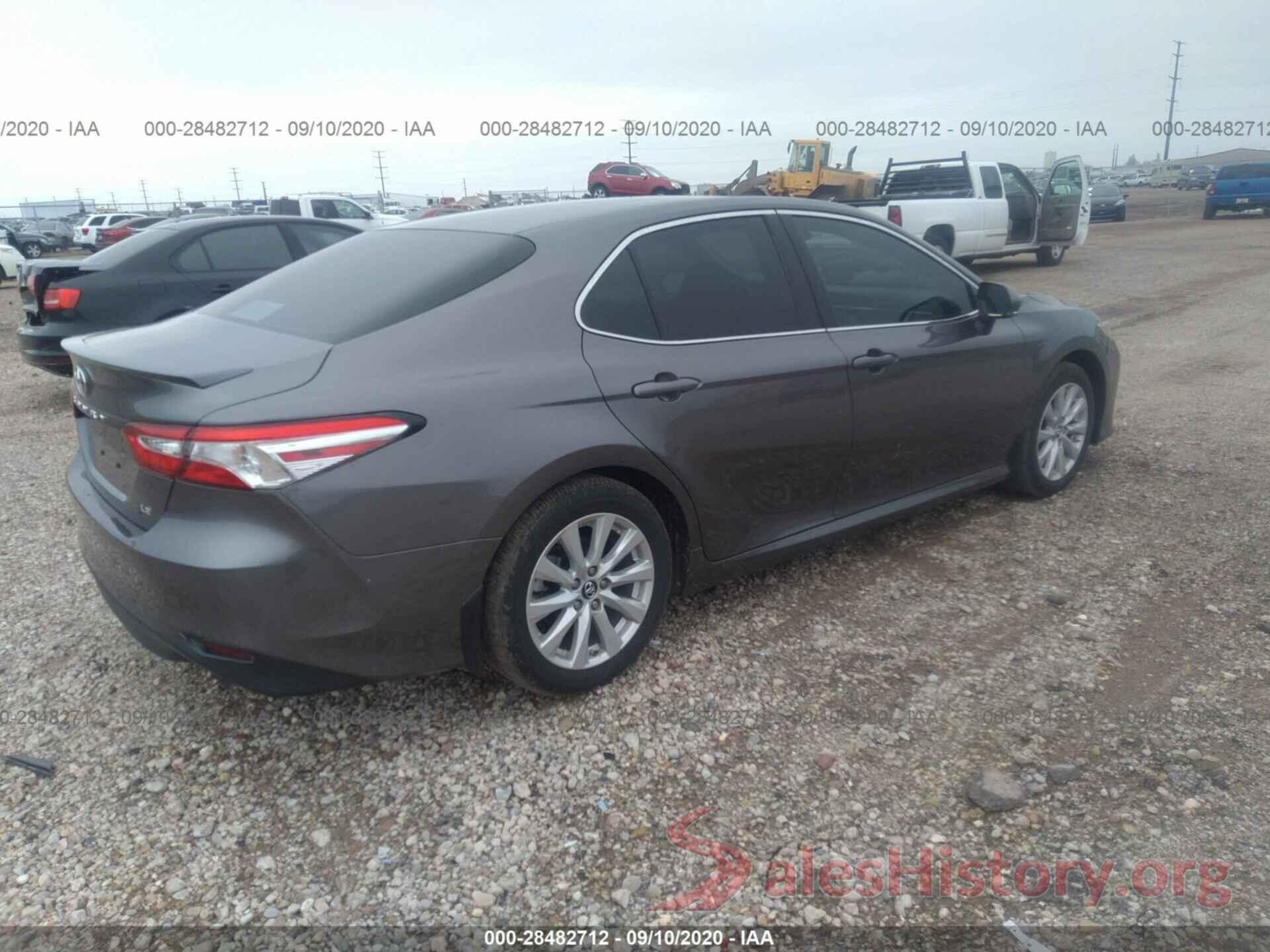 4T1B11HK7JU050756 2018 TOYOTA CAMRY