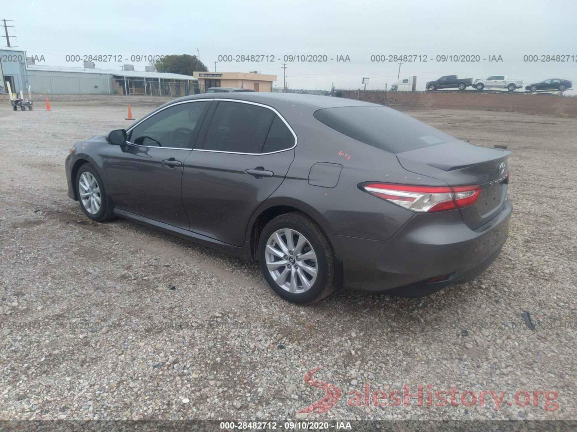 4T1B11HK7JU050756 2018 TOYOTA CAMRY