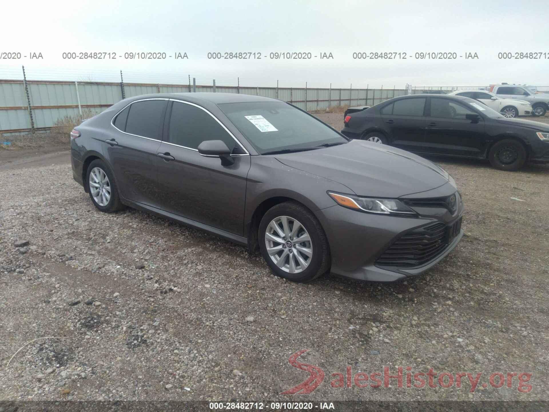 4T1B11HK7JU050756 2018 TOYOTA CAMRY