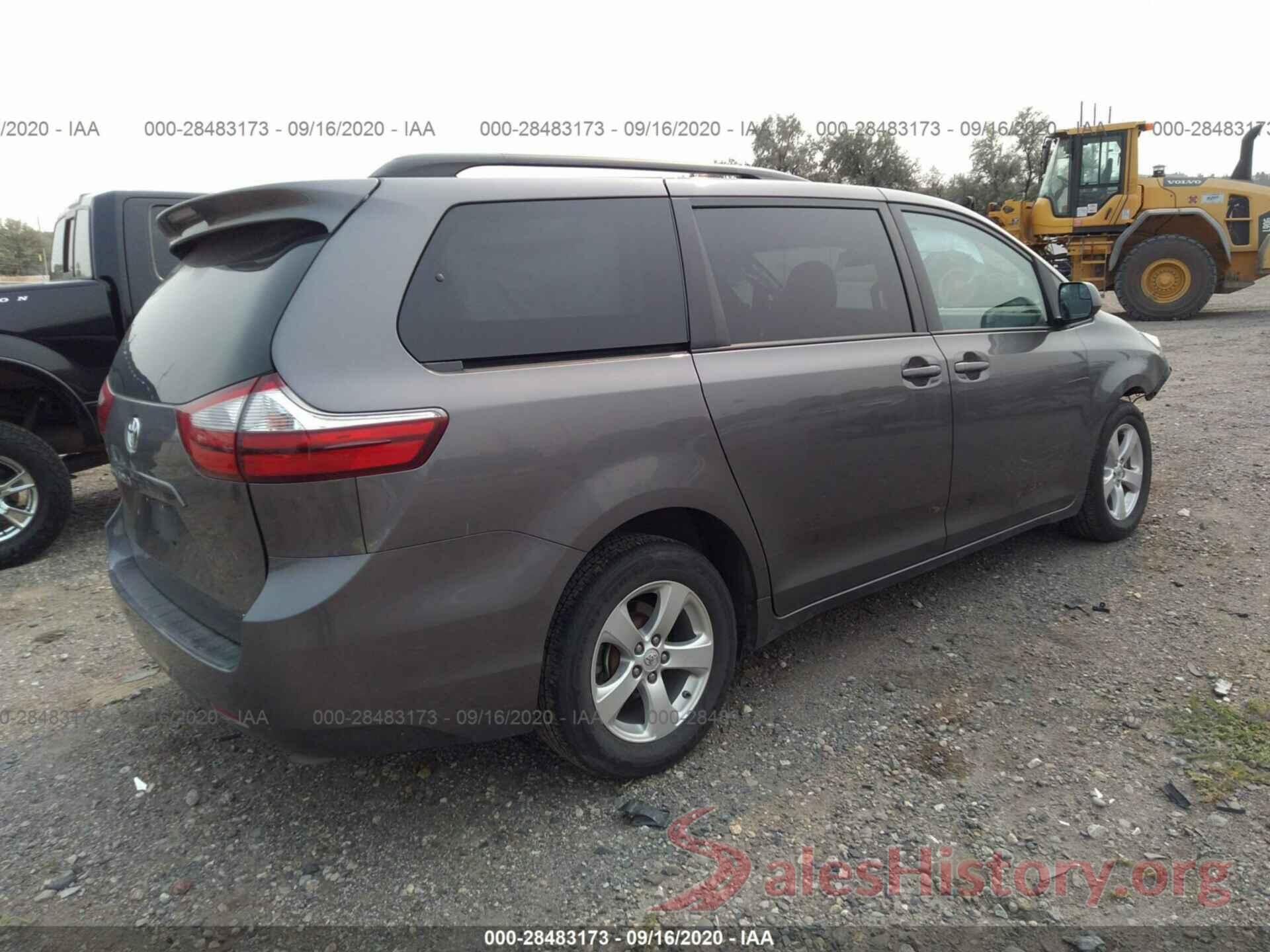 5TDKZ3DC3HS815483 2017 TOYOTA SIENNA