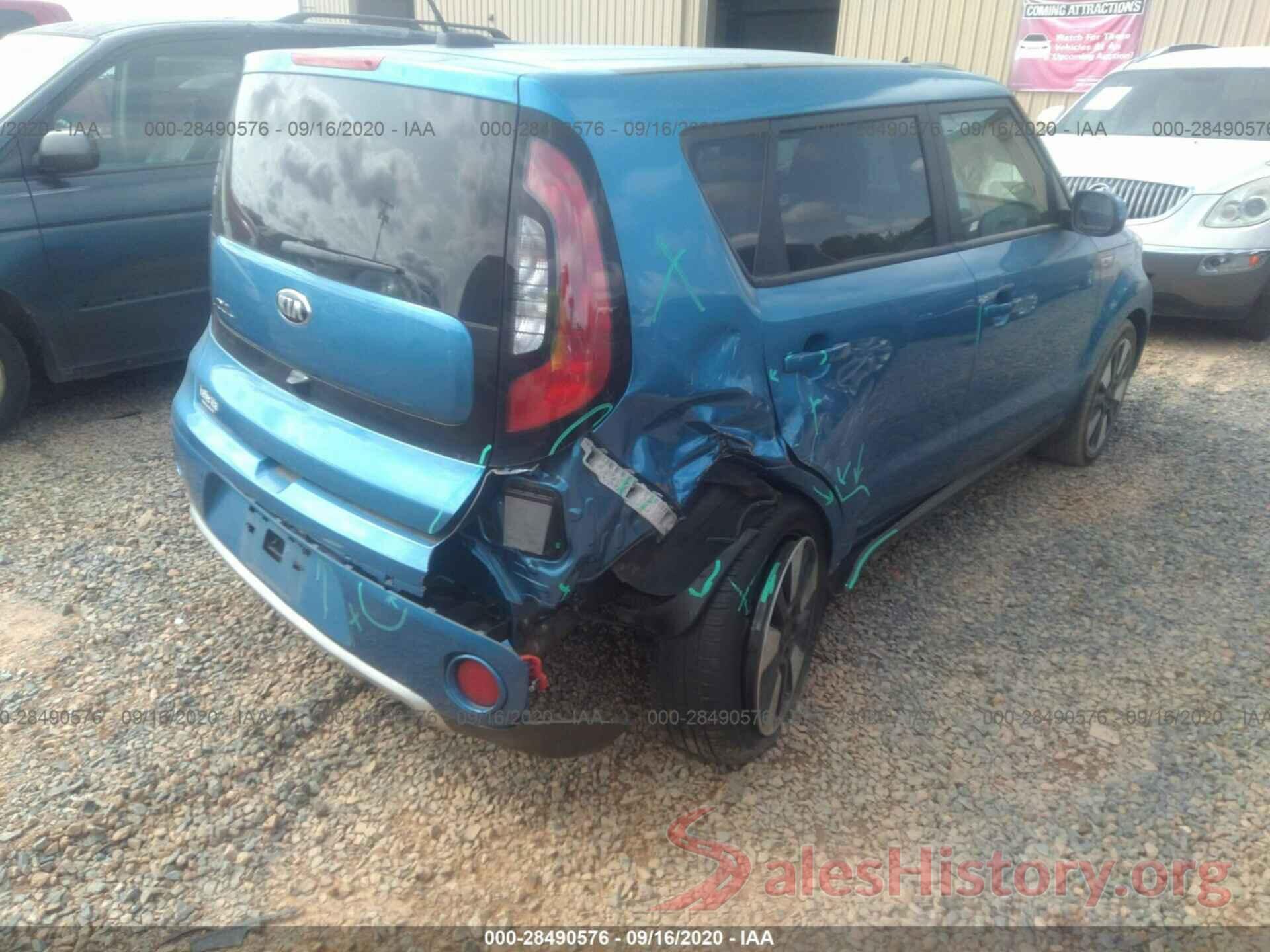 KNDJP3A52J7597124 2018 KIA SOUL