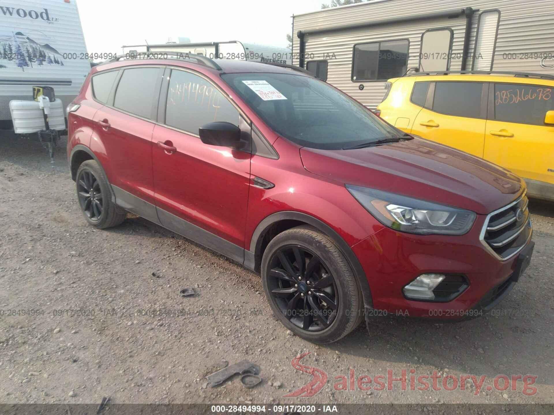 1FMCU9GD4JUD44063 2018 FORD ESCAPE