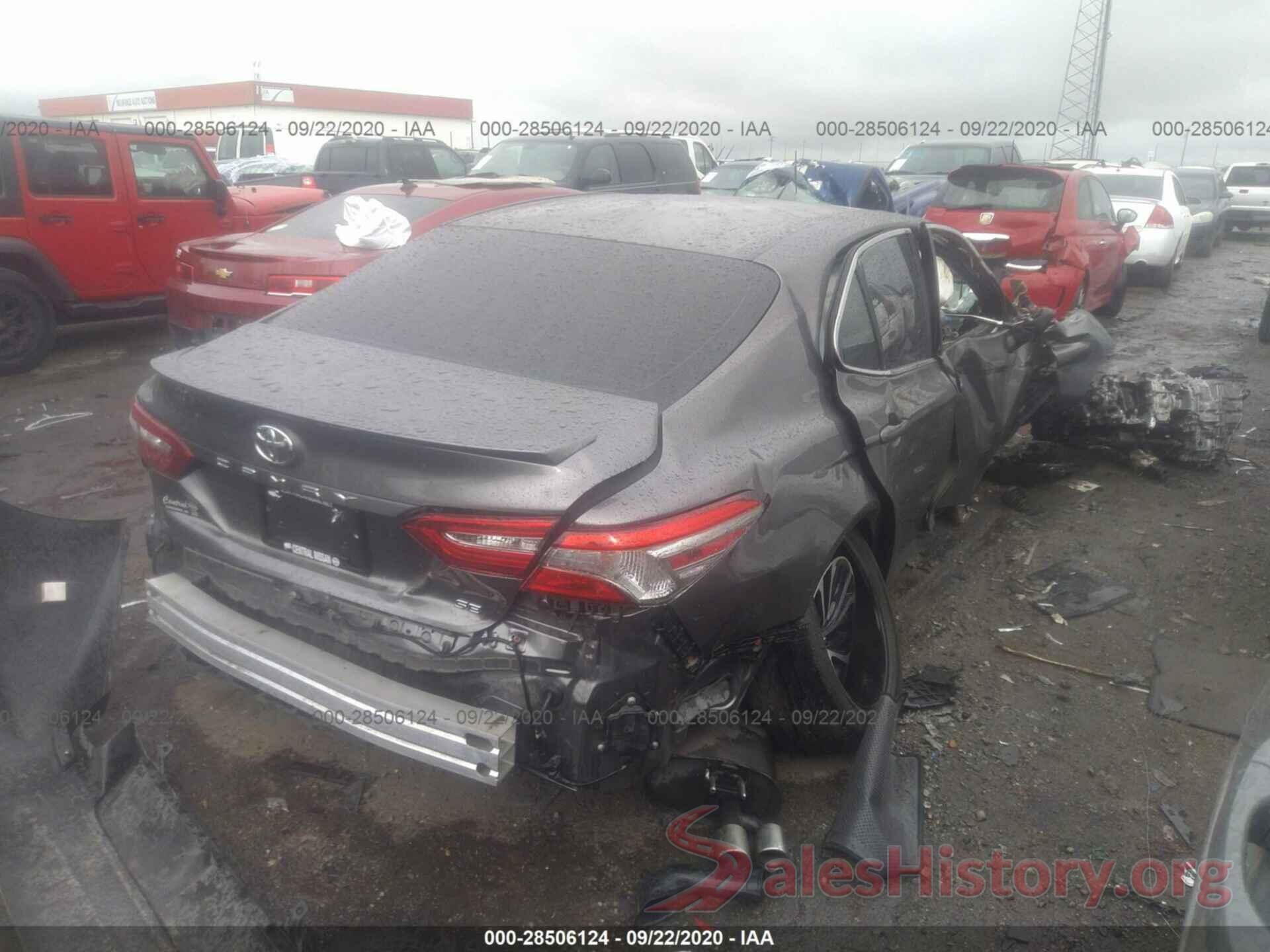 4T1B11HK2JU578060 2018 TOYOTA CAMRY