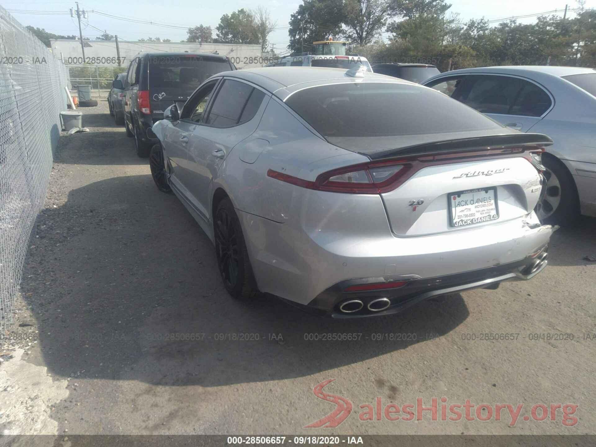 KNAE15LA5J6011737 2018 KIA STINGER