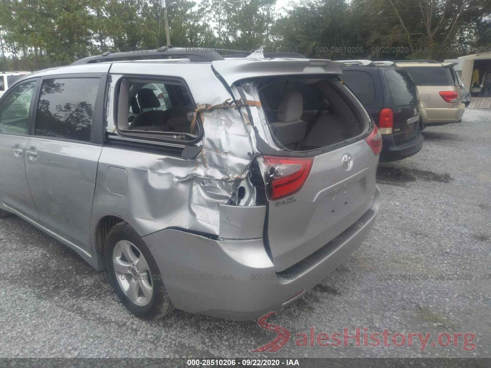 5TDKZ3DC8LS070321 2020 TOYOTA SIENNA