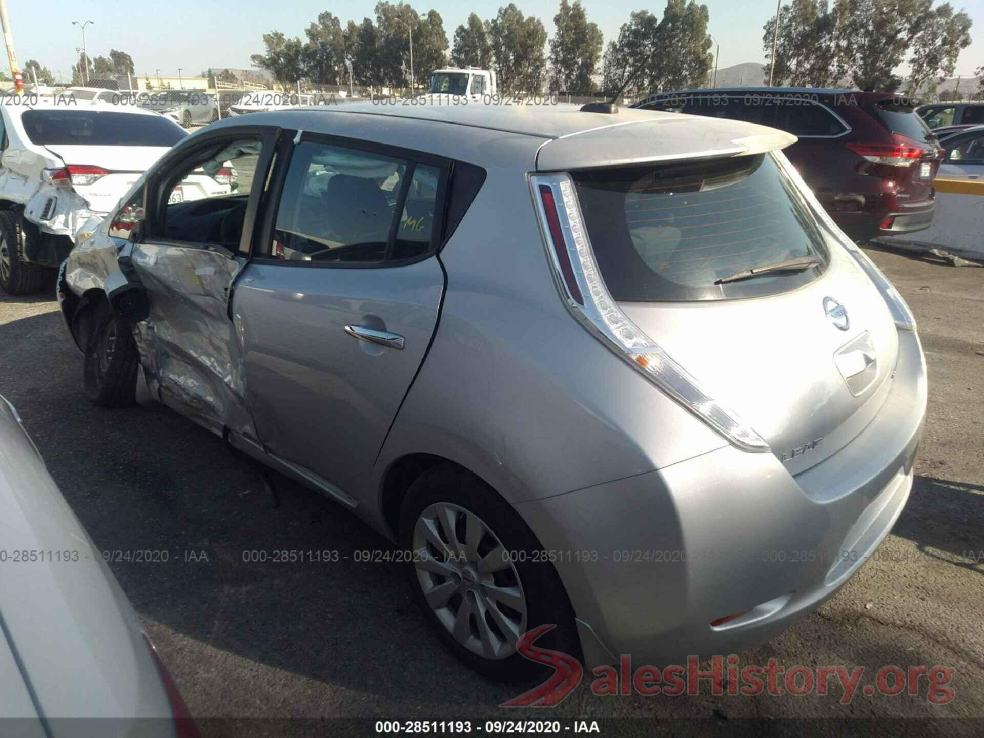 1N4BZ0CP0HC300032 2017 NISSAN LEAF