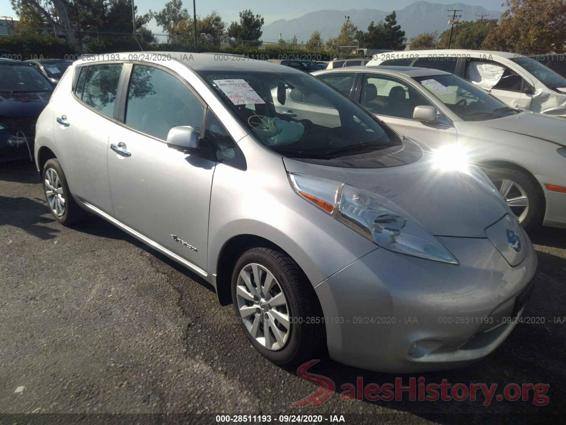 1N4BZ0CP0HC300032 2017 NISSAN LEAF