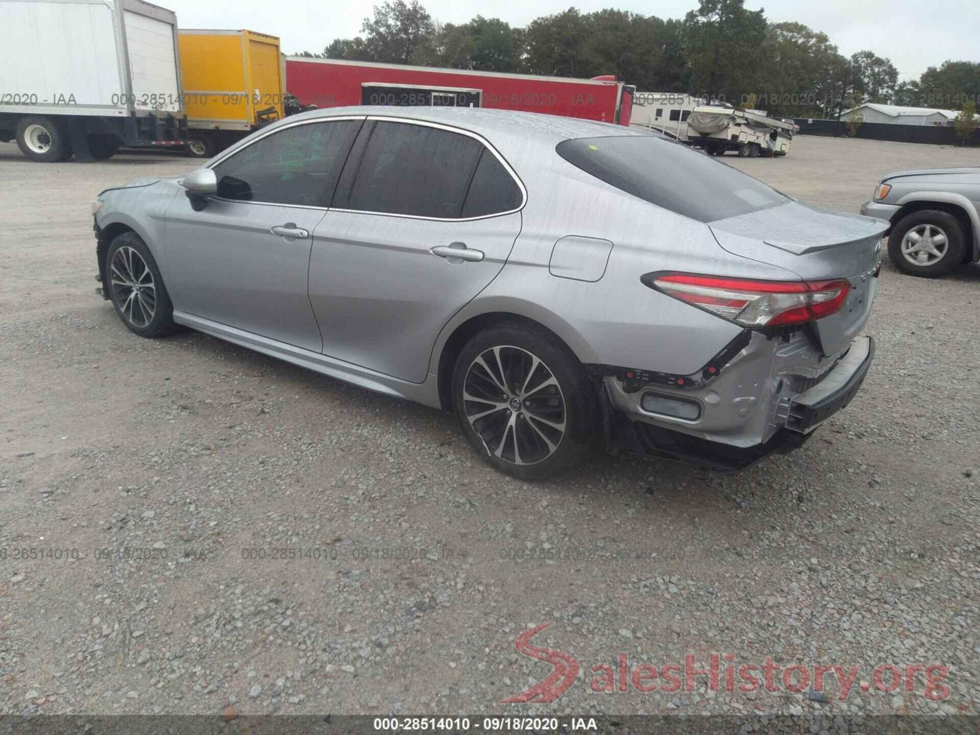 4T1B11HK4JU147039 2018 TOYOTA CAMRY