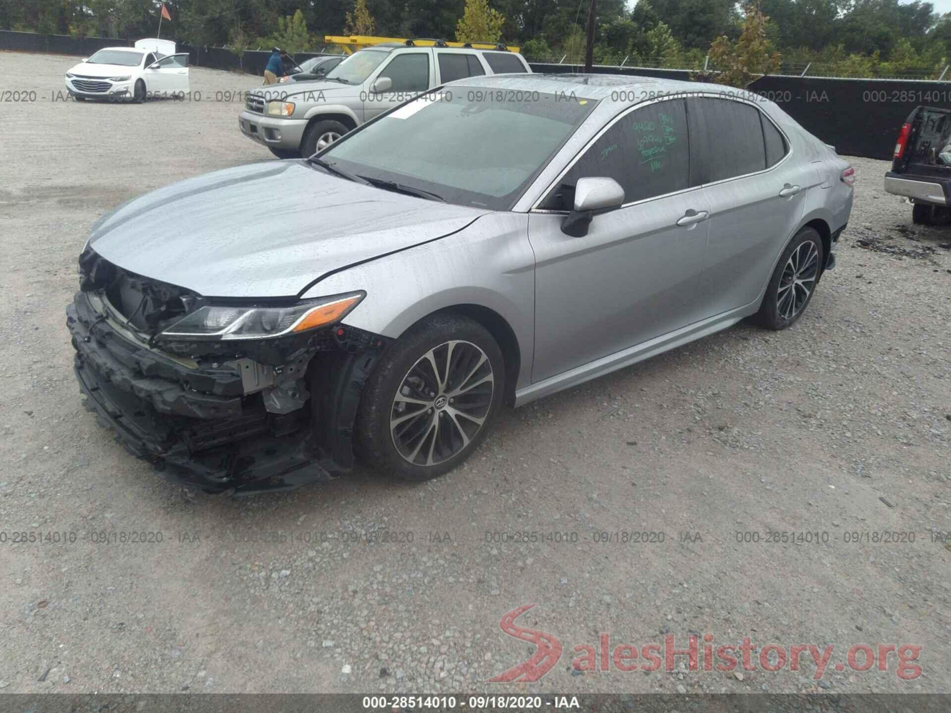 4T1B11HK4JU147039 2018 TOYOTA CAMRY