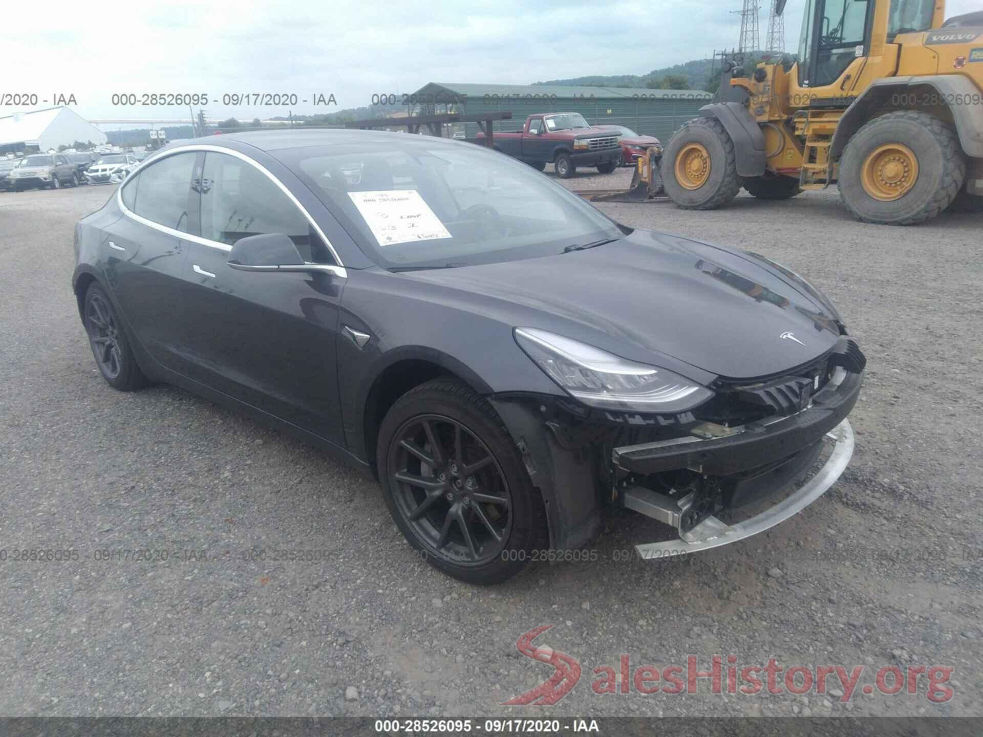 5YJ3E1EB8KF209702 2019 TESLA MODEL 3