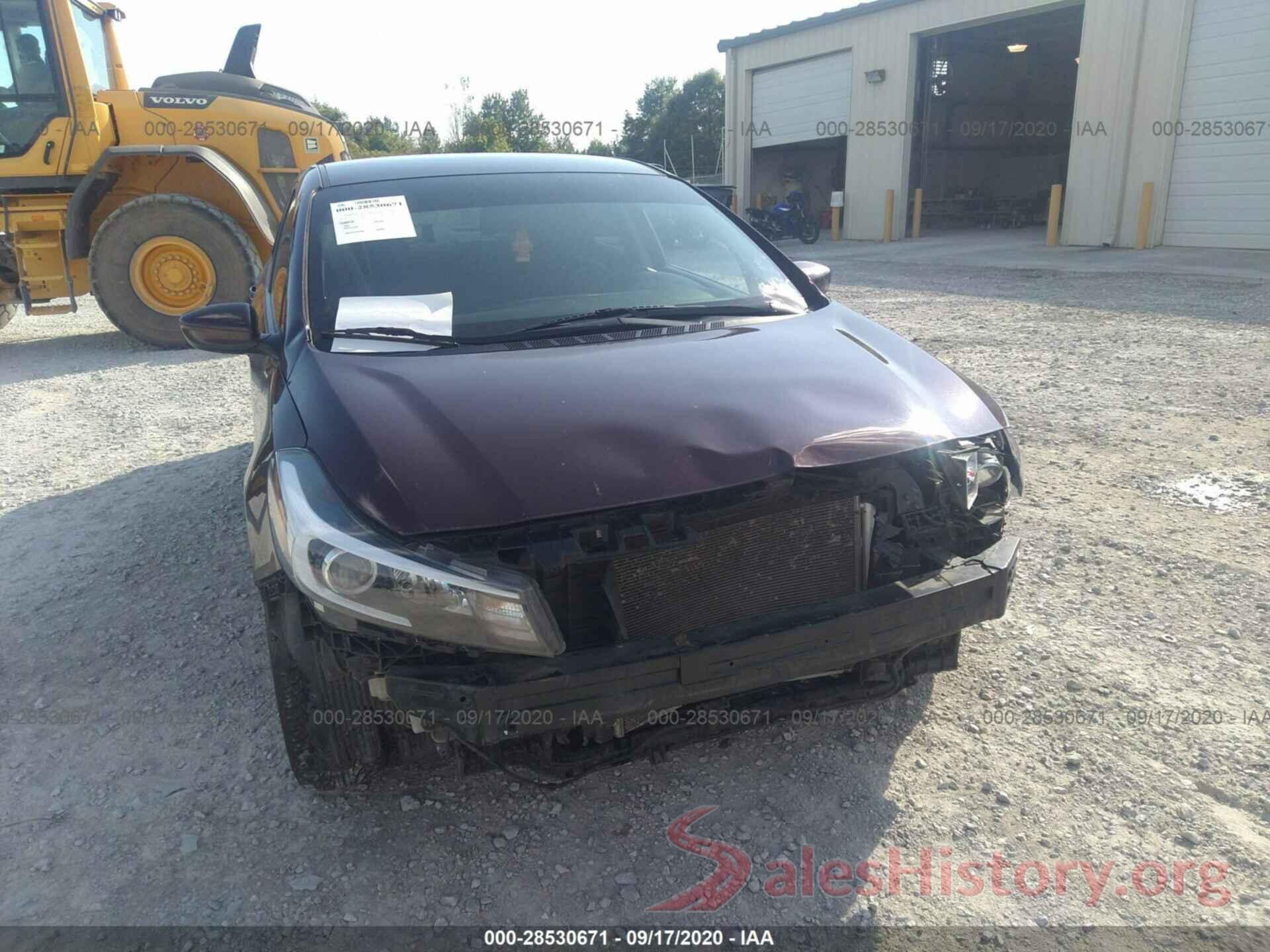 3KPFK4A71JE204242 2018 KIA FORTE