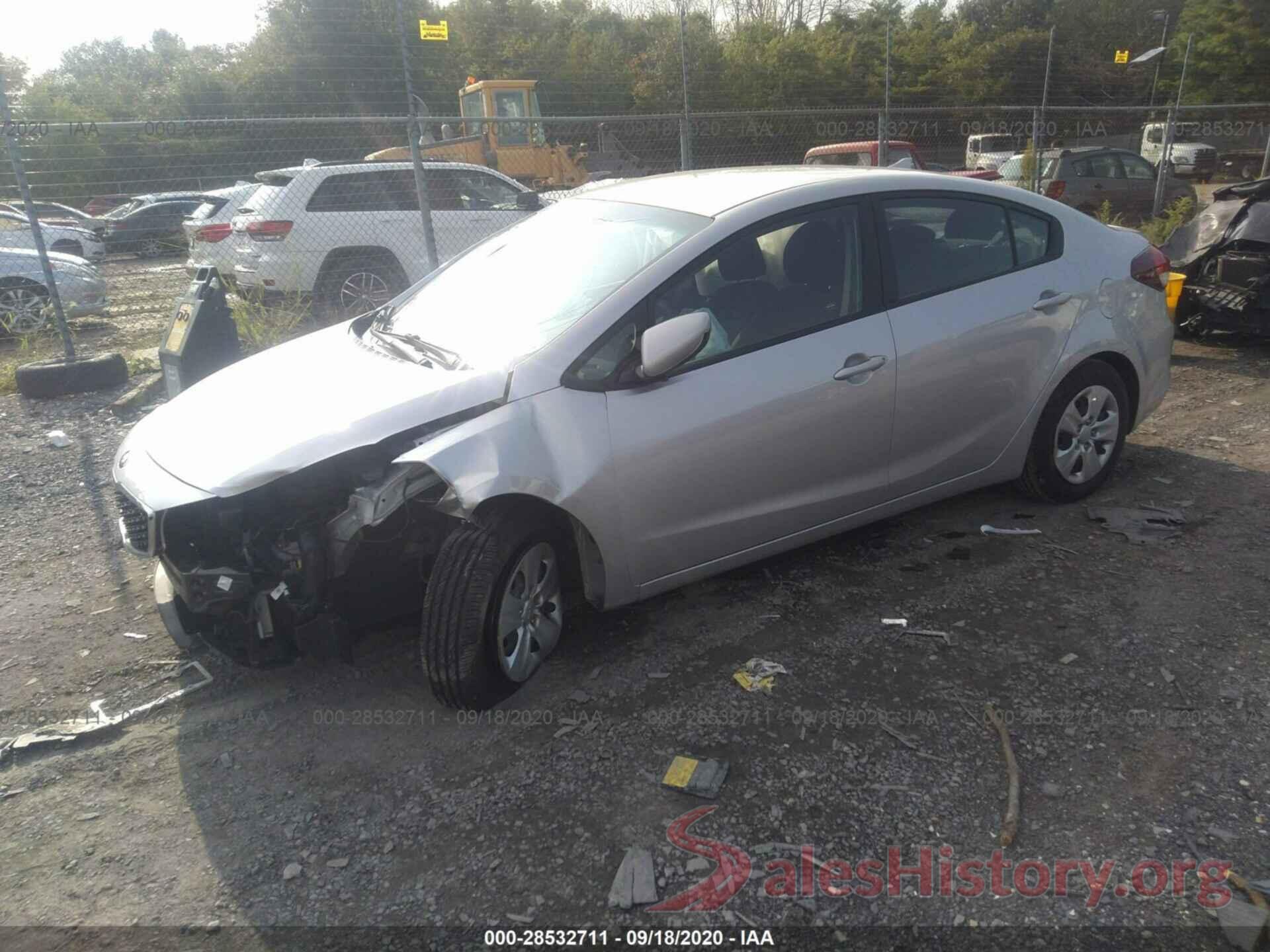 3KPFK4A79JE275530 2018 KIA FORTE