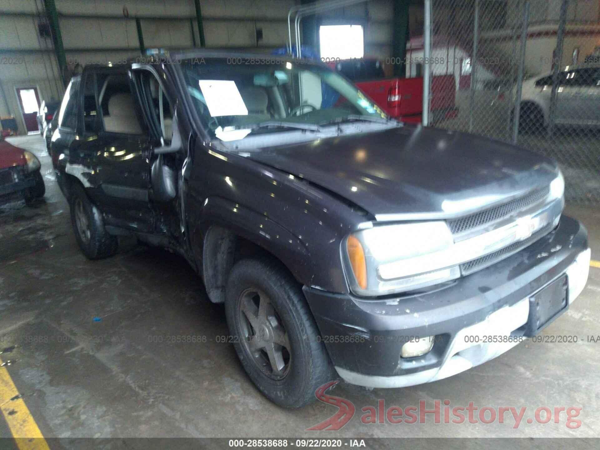 2T1BURHE4GC742225 2005 CHEVROLET TRAILBLAZER