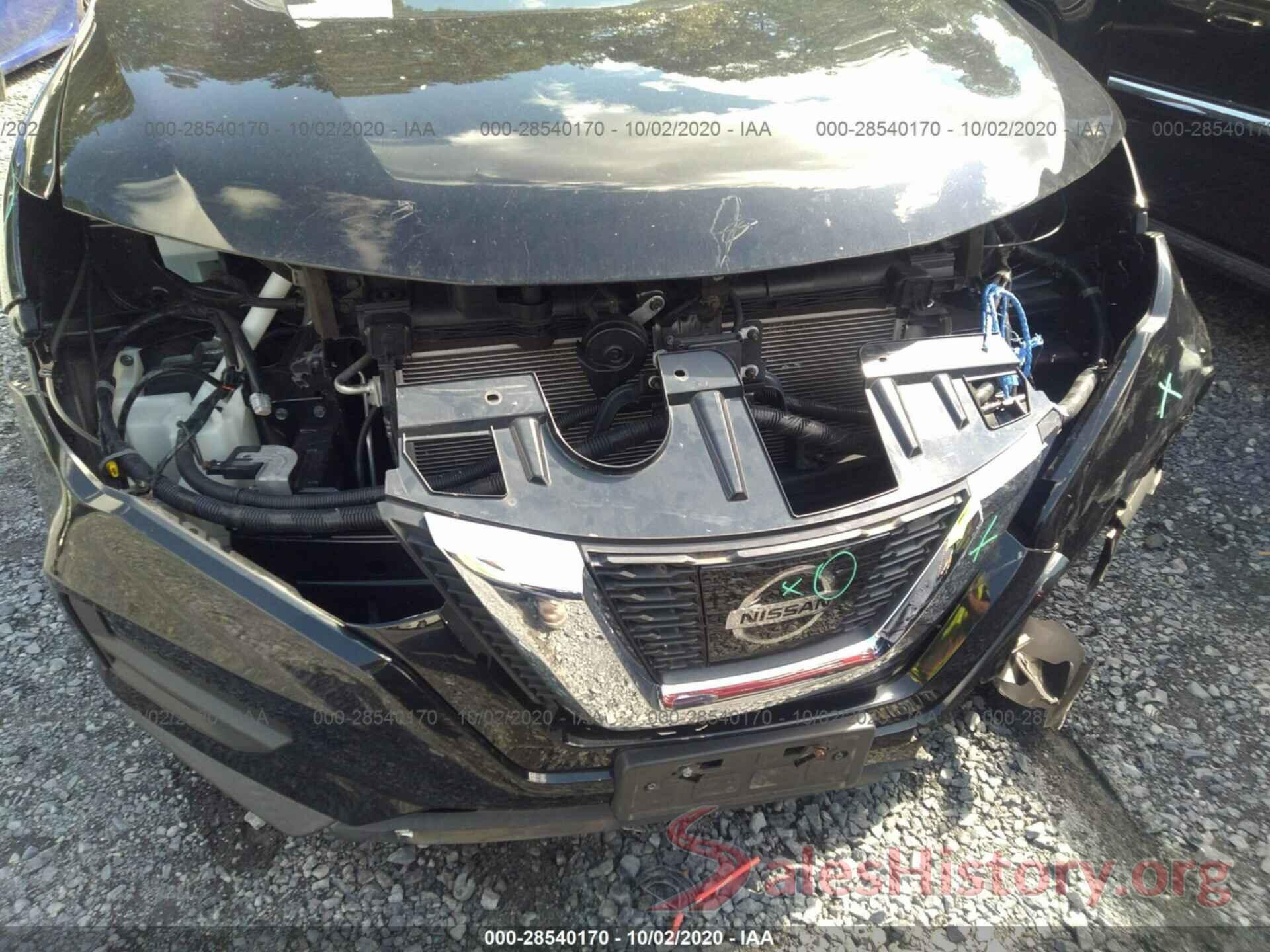 KNMAT2MV0HP619570 2017 NISSAN ROGUE