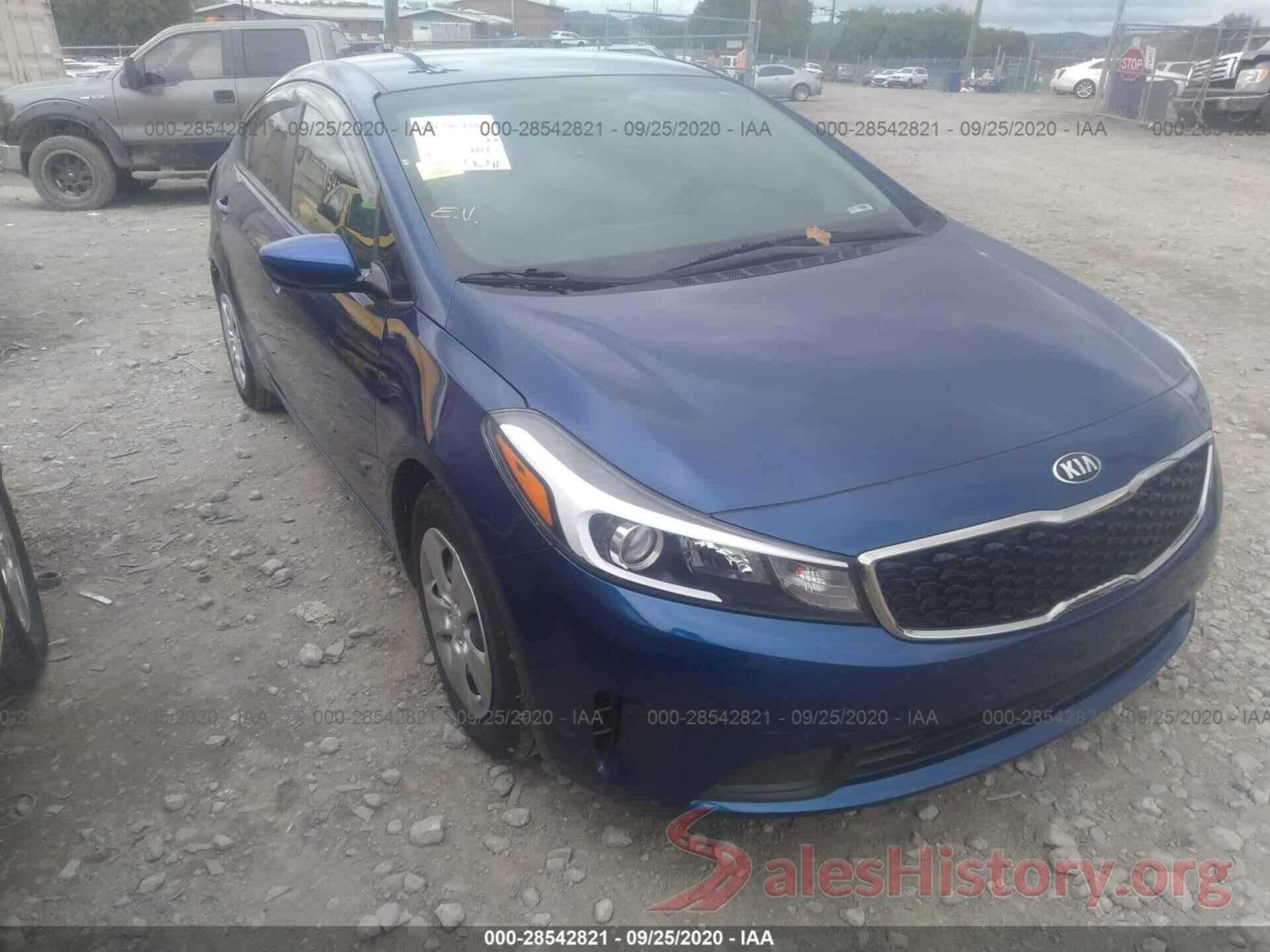 3KPFK4A72JE180436 2018 KIA FORTE