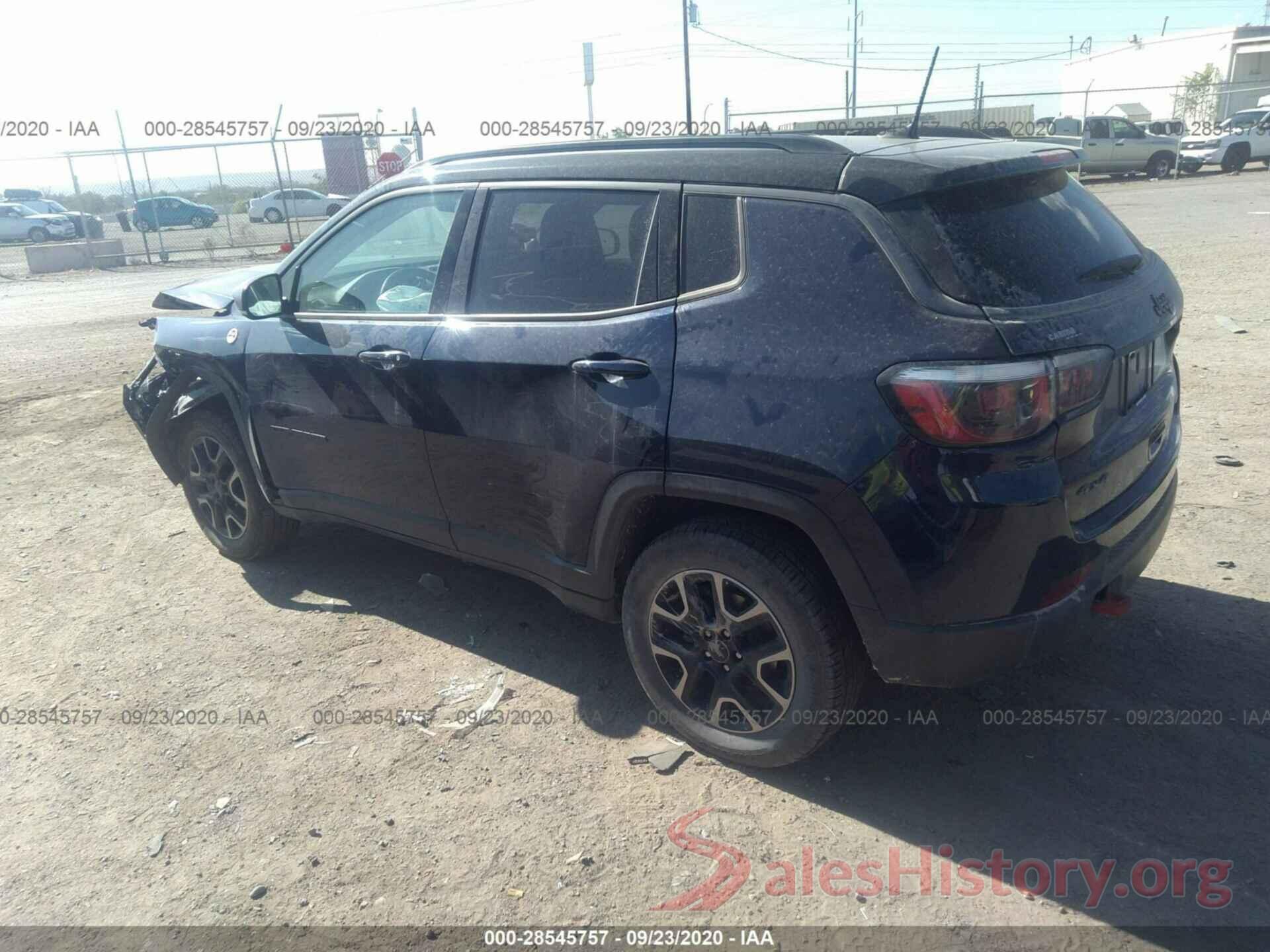 3C4NJDDB9KT627808 2019 JEEP COMPASS