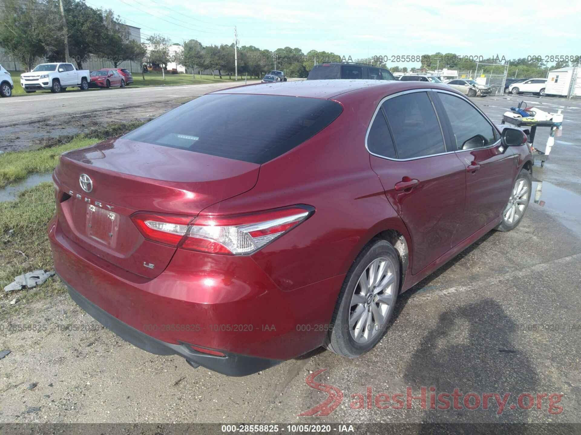 4T1B11HK2JU668633 2018 TOYOTA CAMRY