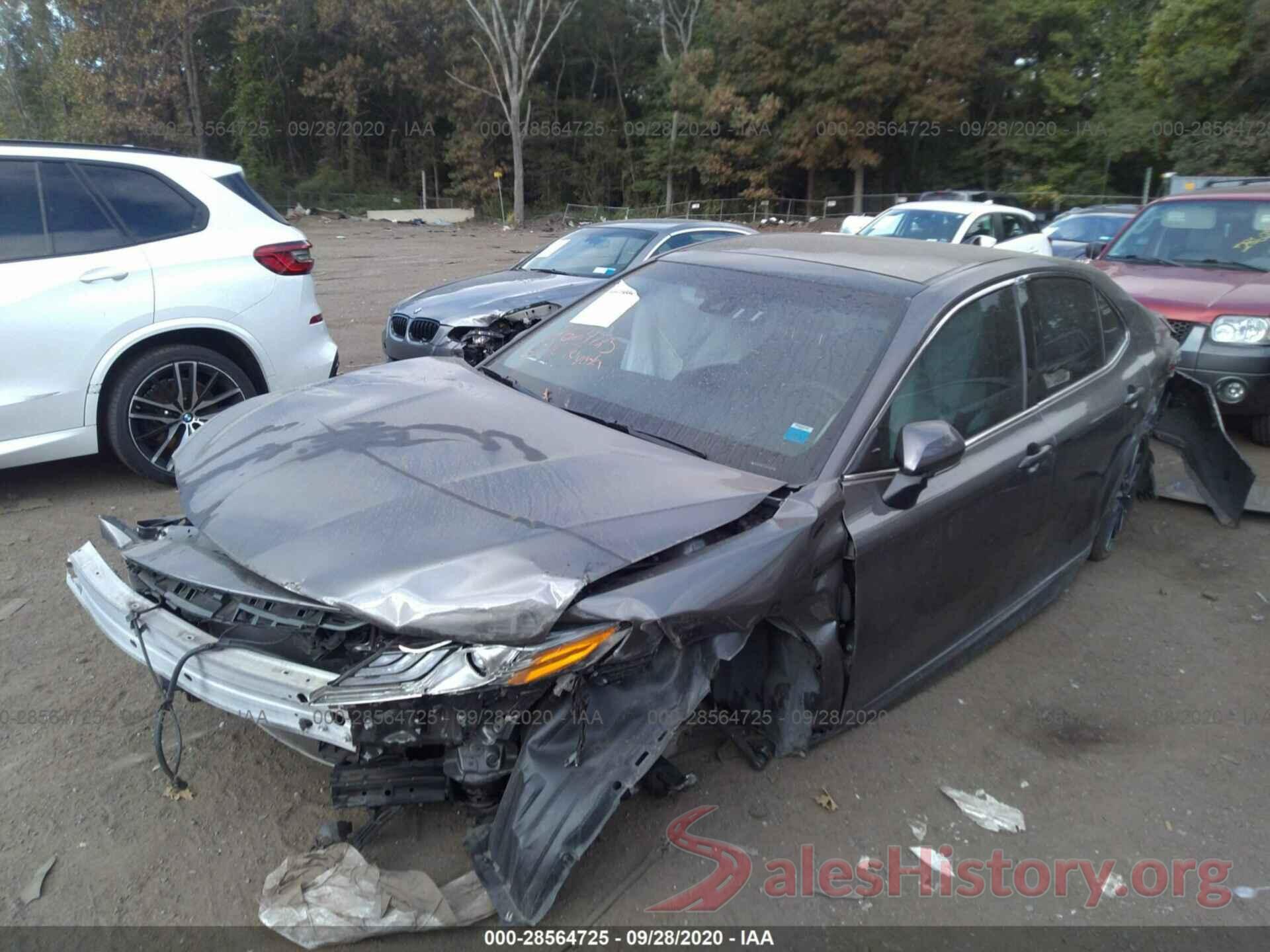 4T1BZ1HK4JU005735 2018 TOYOTA CAMRY