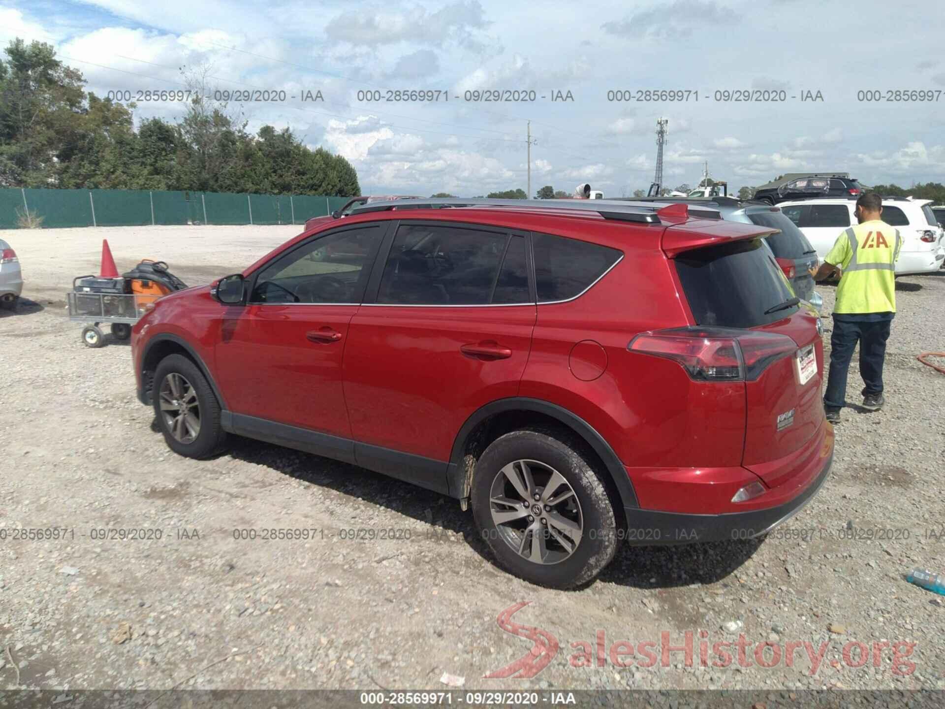 JTMWFREV9HJ139065 2017 TOYOTA RAV4