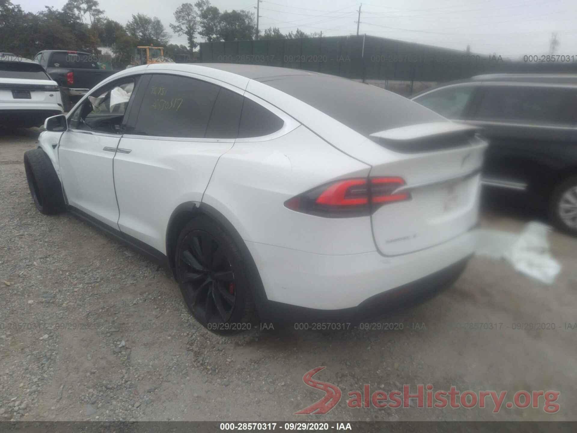 5YJXCBE46HF052890 2017 TESLA MODEL X