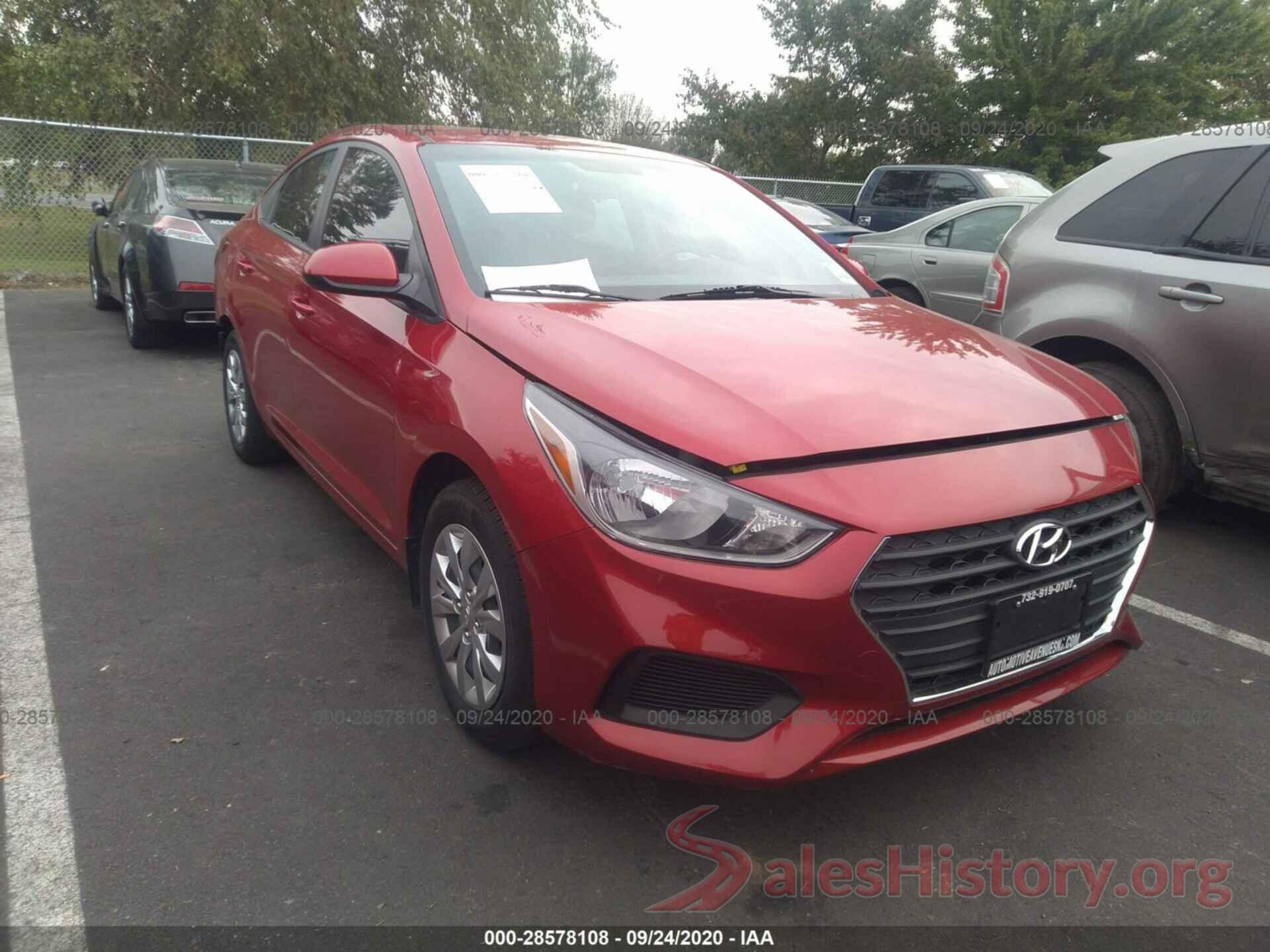 3KPC24A38JE032906 2018 HYUNDAI ACCENT