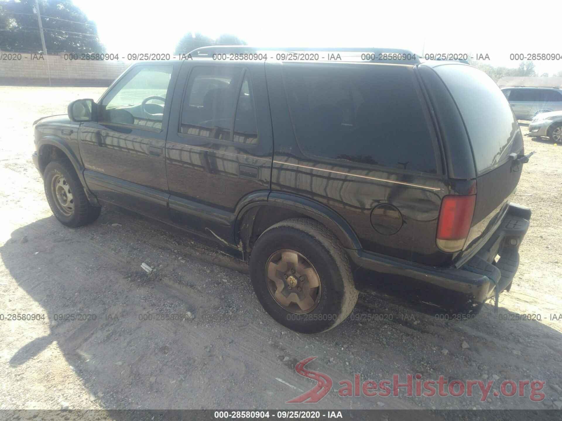 1GNDT13W6Y2172619 2000 CHEVROLET BLAZER