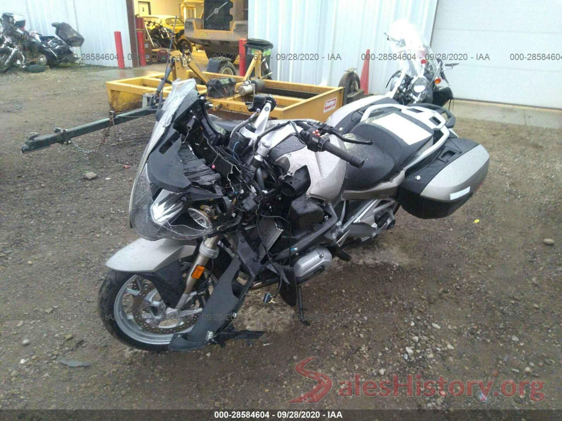 WB10A1305GZ195367 2016 BMW R1200