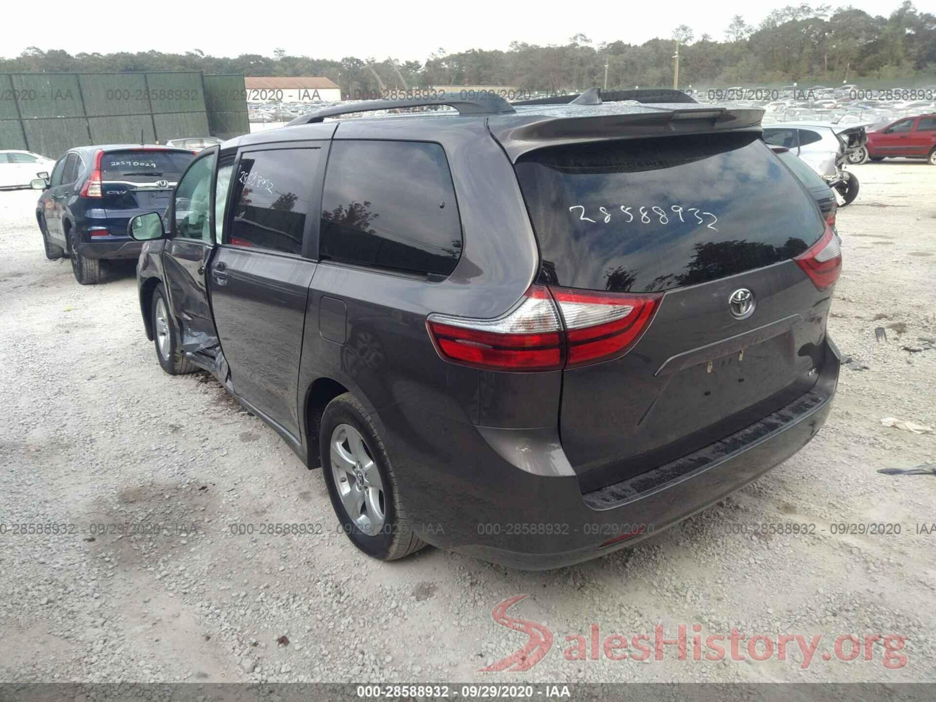 5TDKZ3DC5KS973279 2019 TOYOTA SIENNA