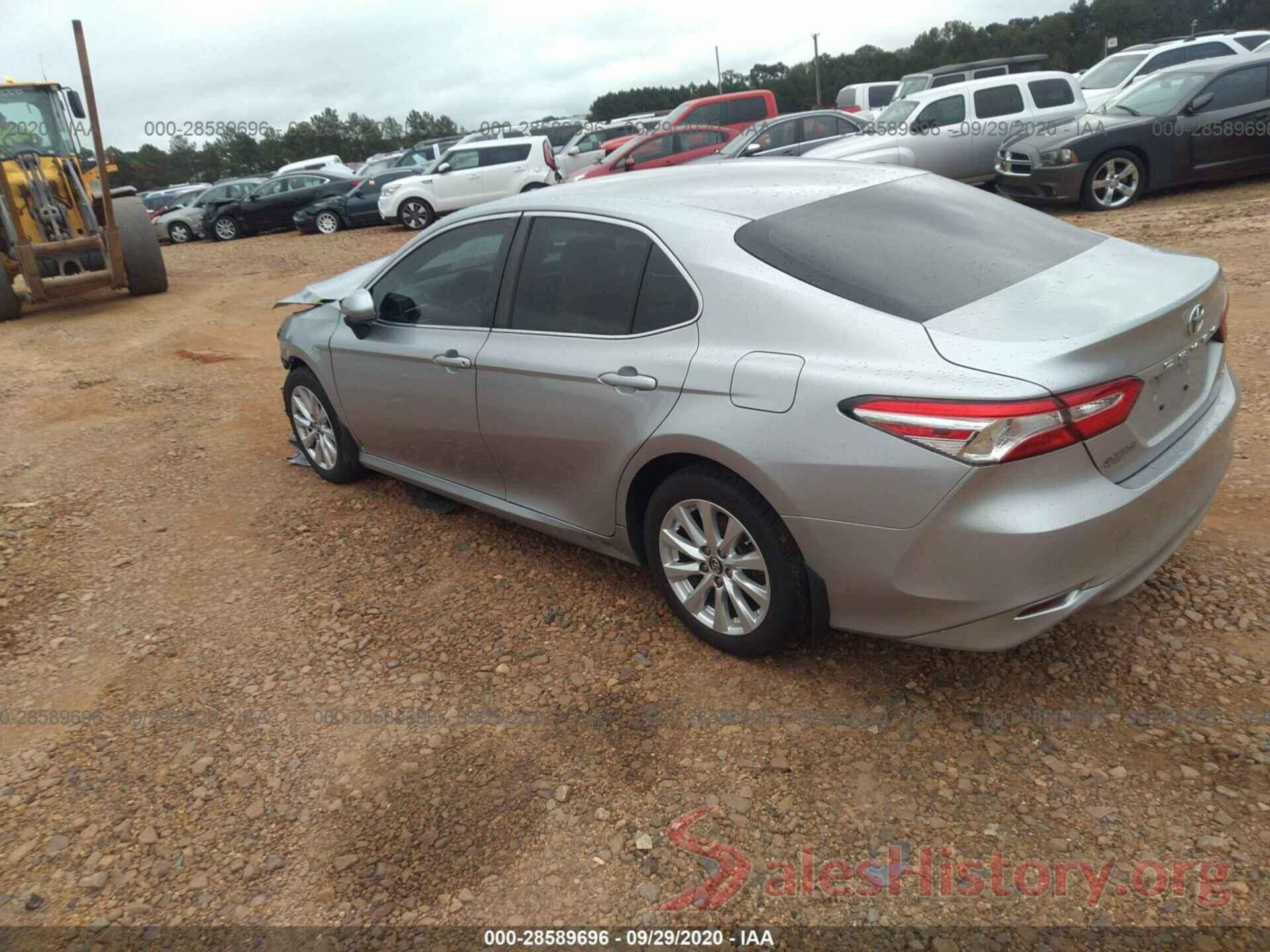 4T1B11HK8JU026644 2018 TOYOTA CAMRY