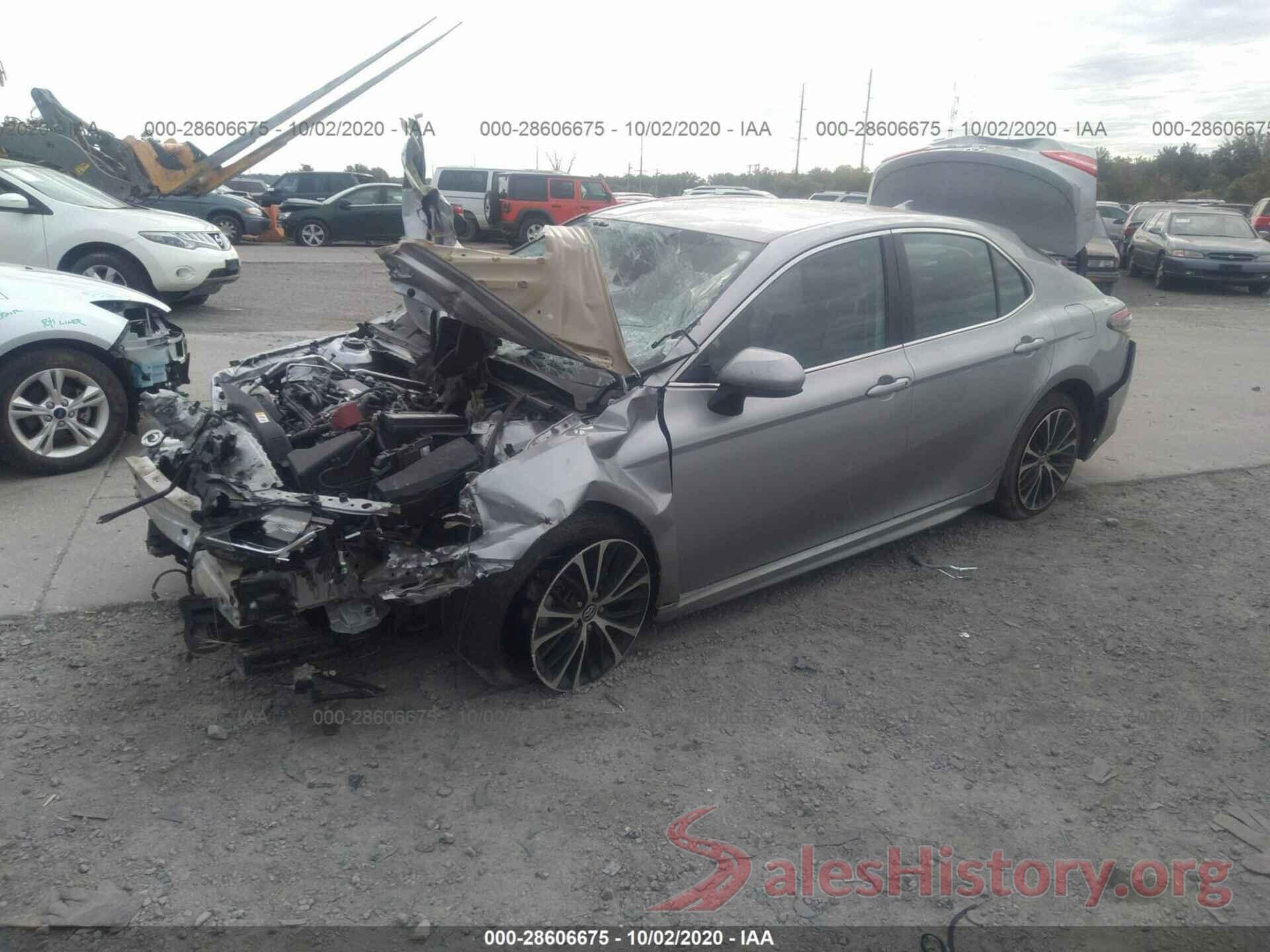 4T1B11HK3KU172662 2019 TOYOTA CAMRY