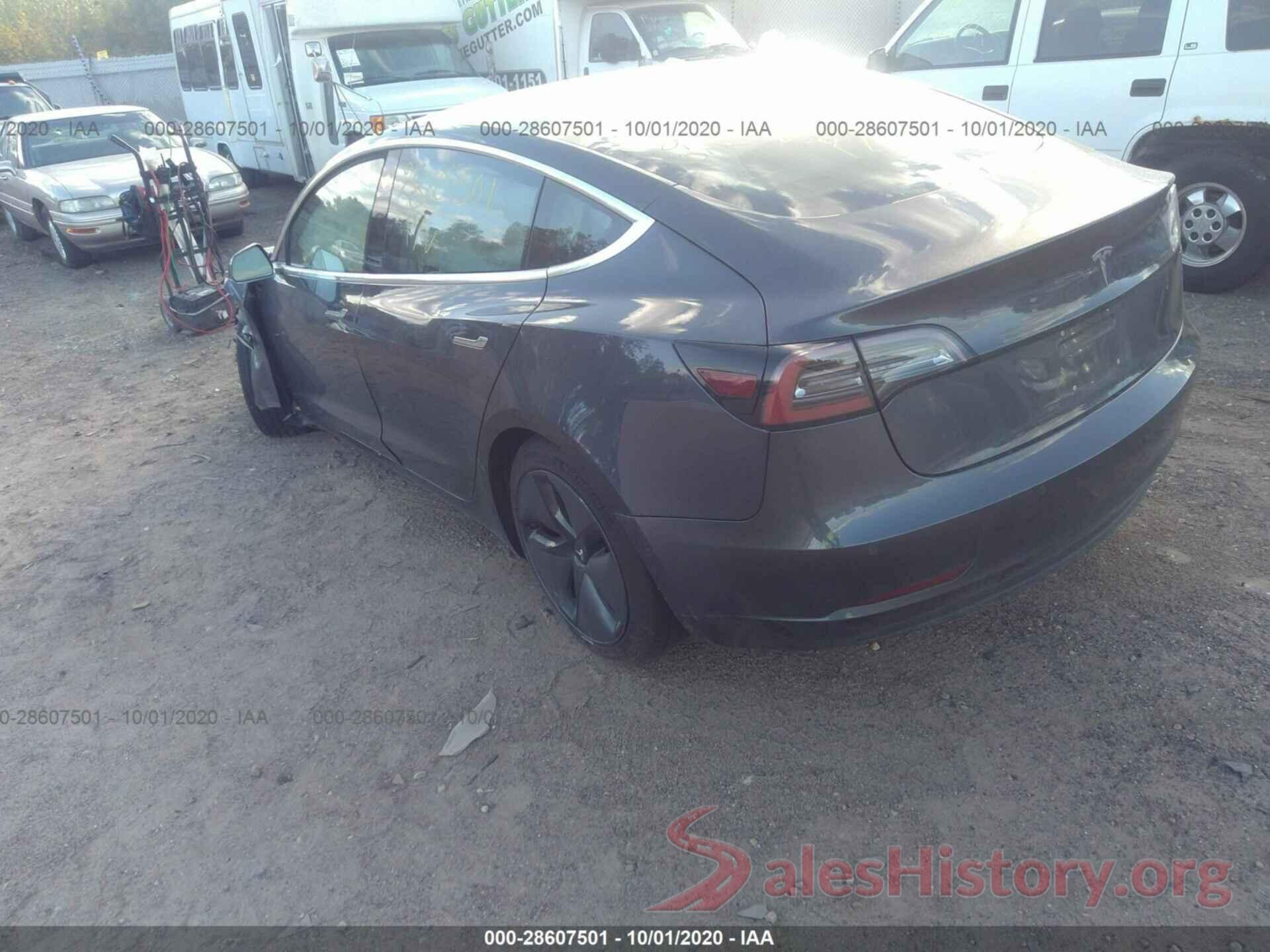 5YJ3E1EB5JF074998 2018 TESLA MODEL 3