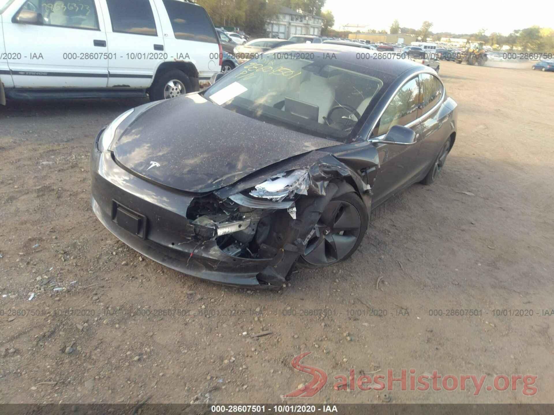 5YJ3E1EB5JF074998 2018 TESLA MODEL 3