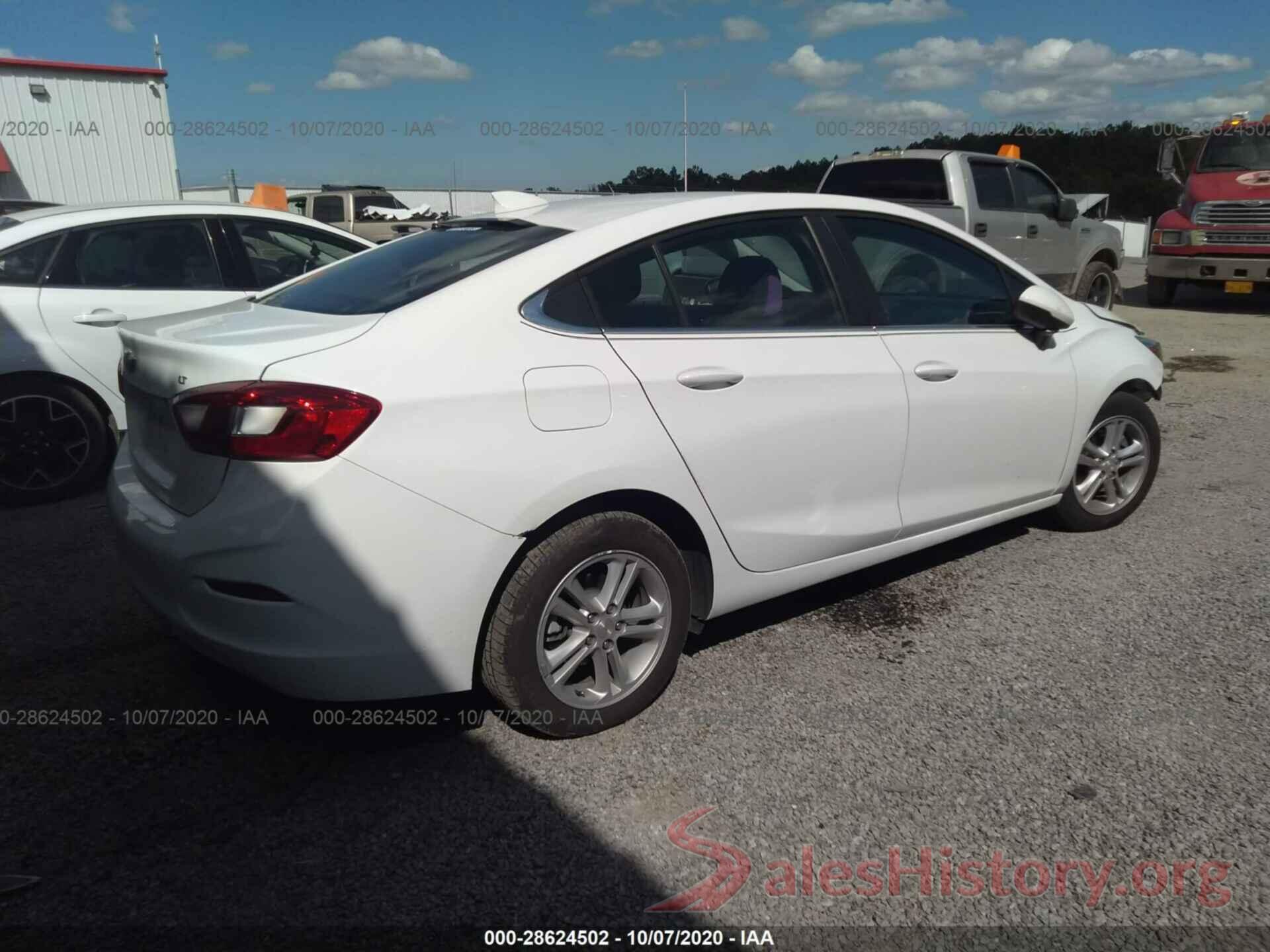 1G1BE5SM0J7126836 2018 CHEVROLET CRUZE