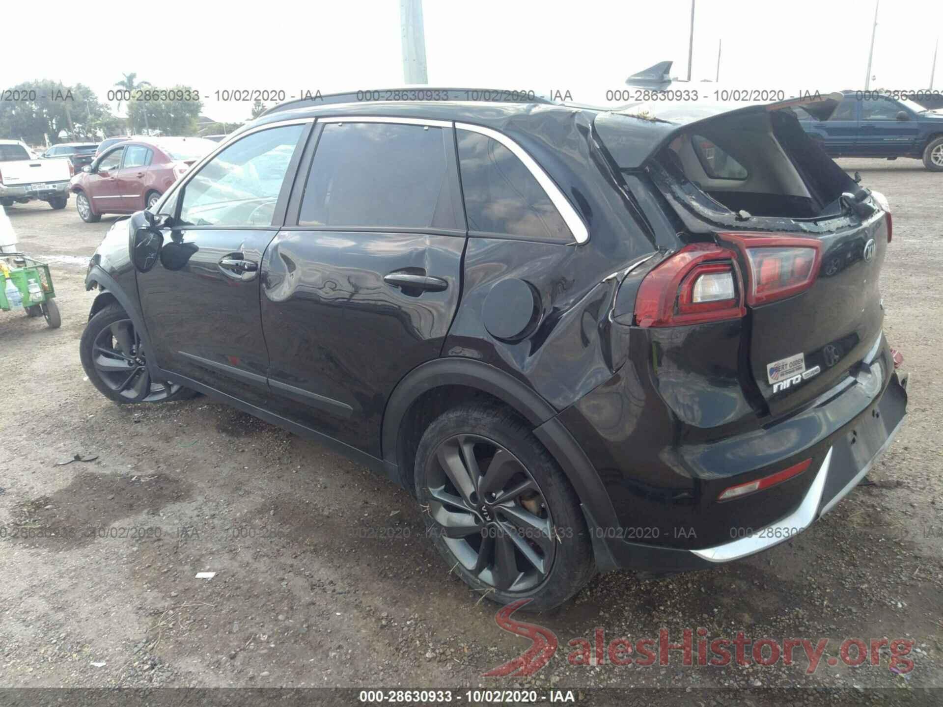 KNDCC3LC4H5064228 2017 KIA NIRO