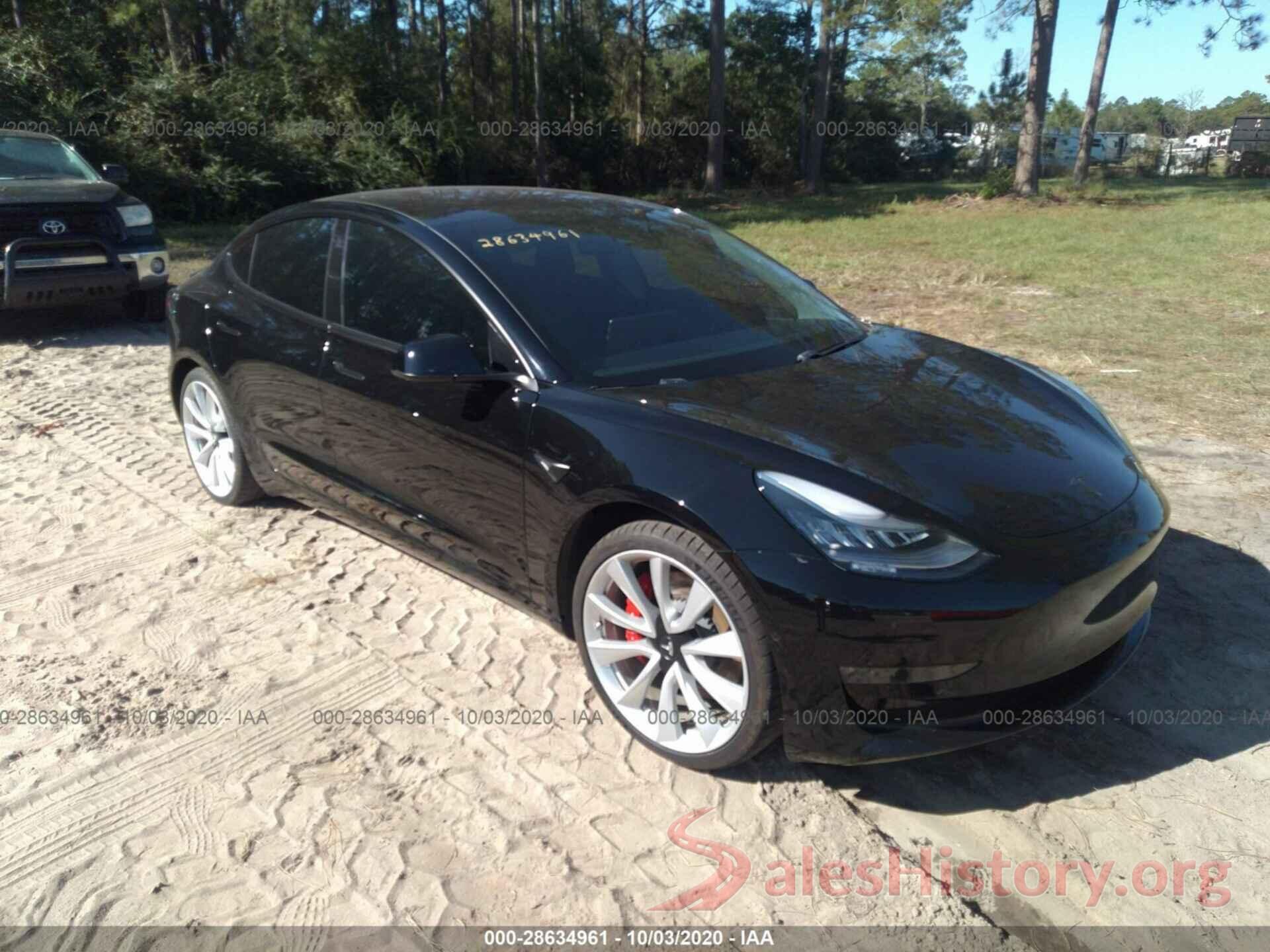 5YJ3E1EB4JF188121 2018 TESLA MODEL 3