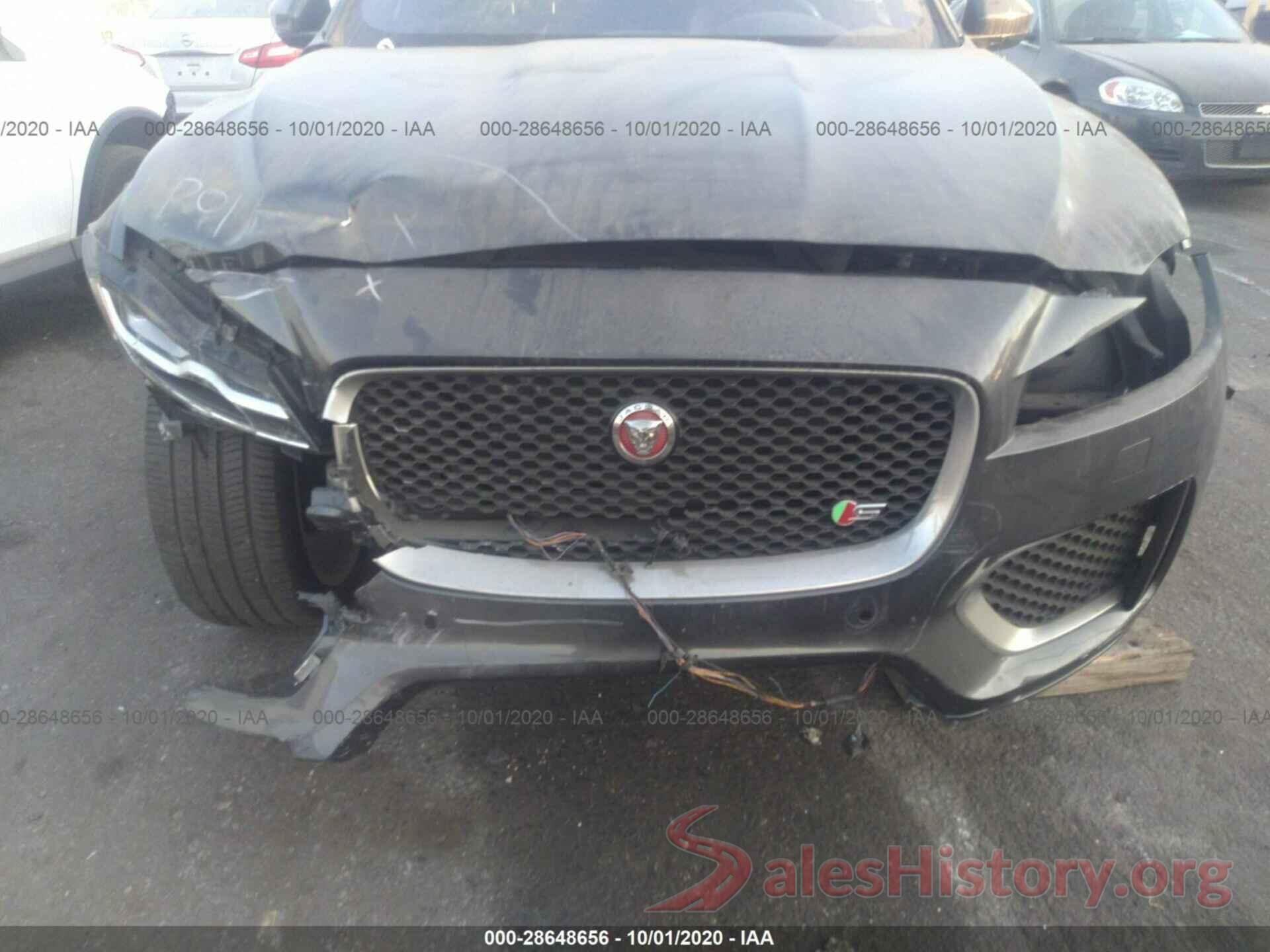 SADCM2BV8HA497704 2017 JAGUAR F-PACE