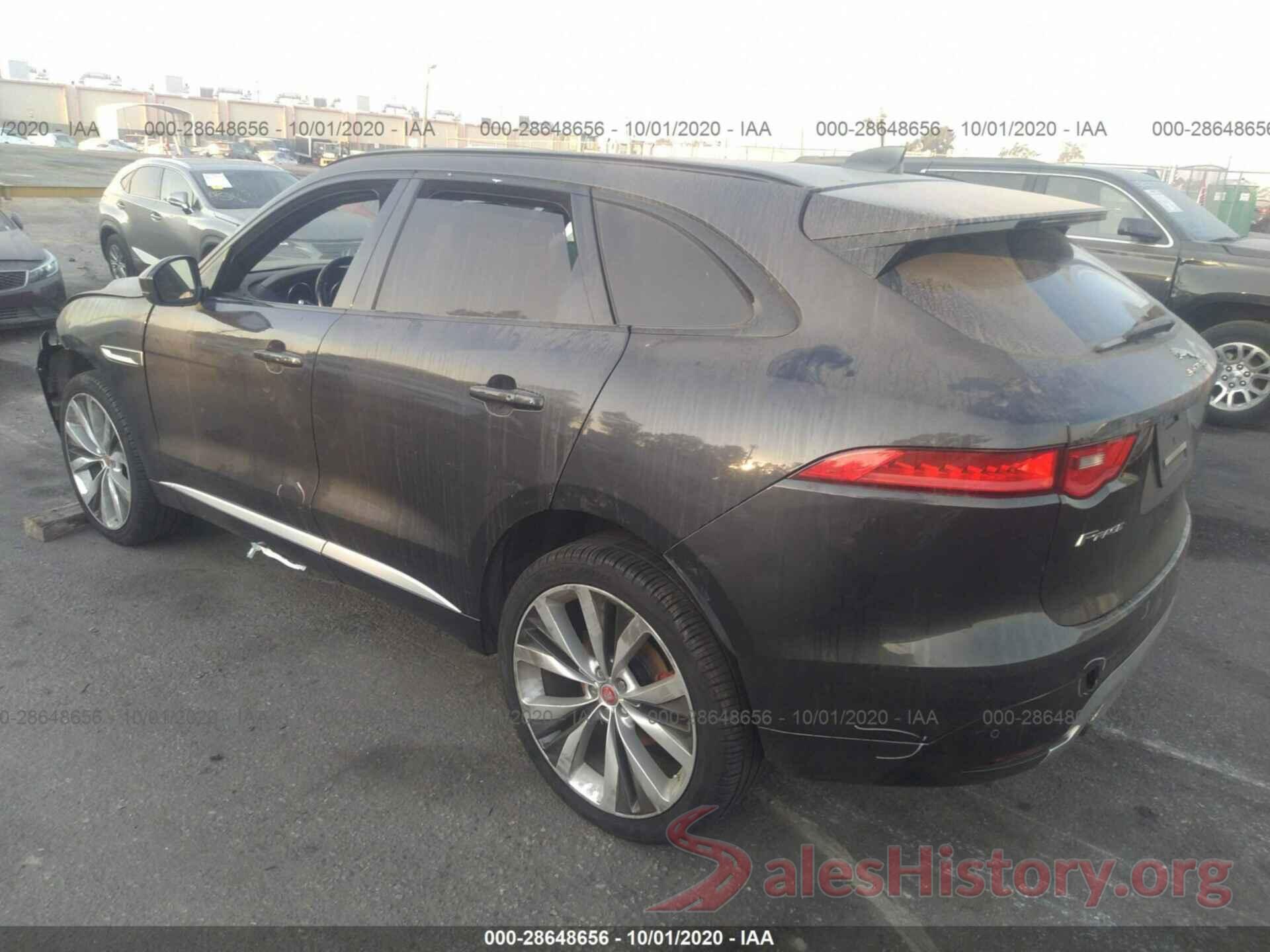 SADCM2BV8HA497704 2017 JAGUAR F-PACE