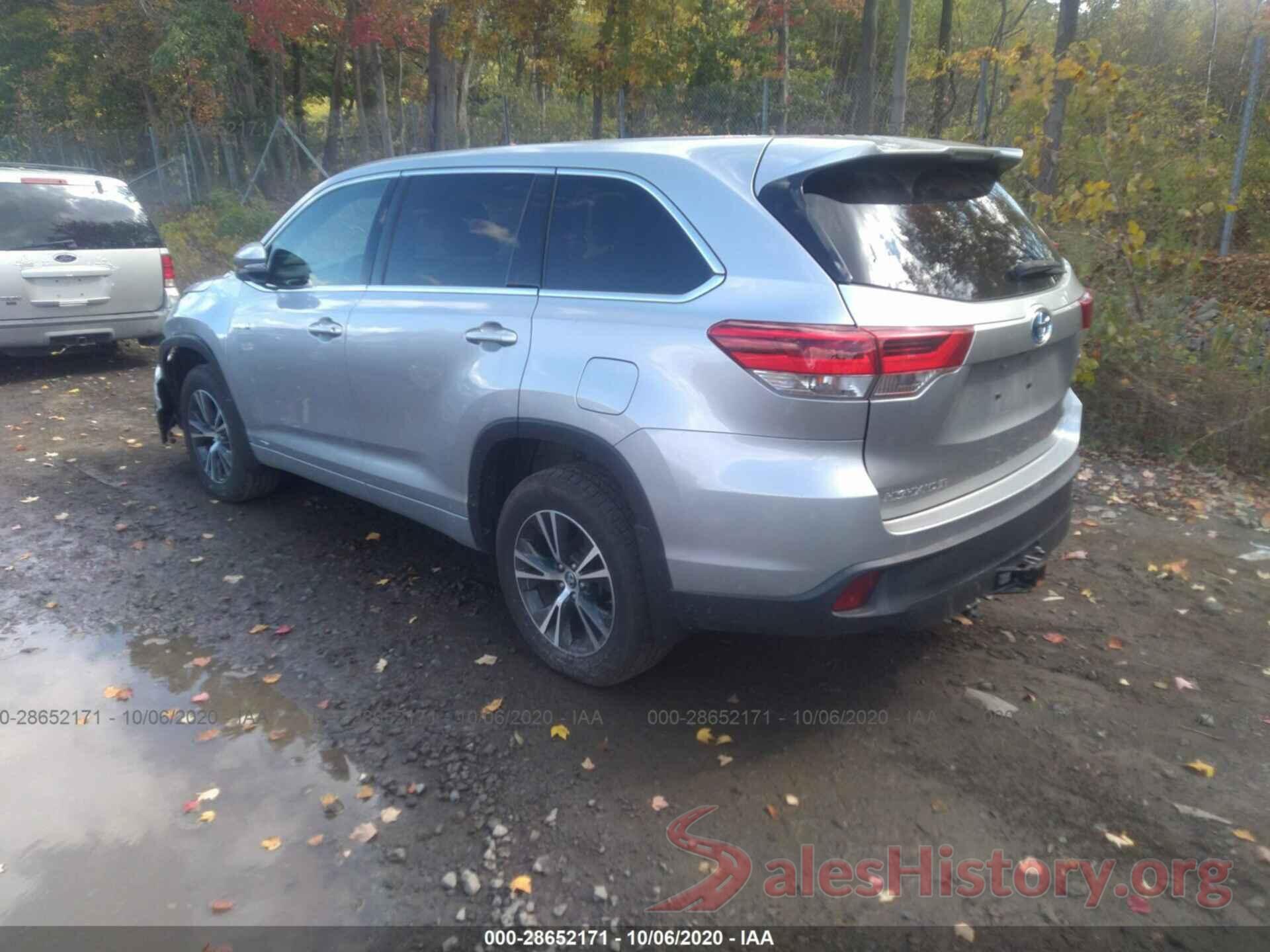 5TDBGRFH5HS034272 2017 TOYOTA HIGHLANDER