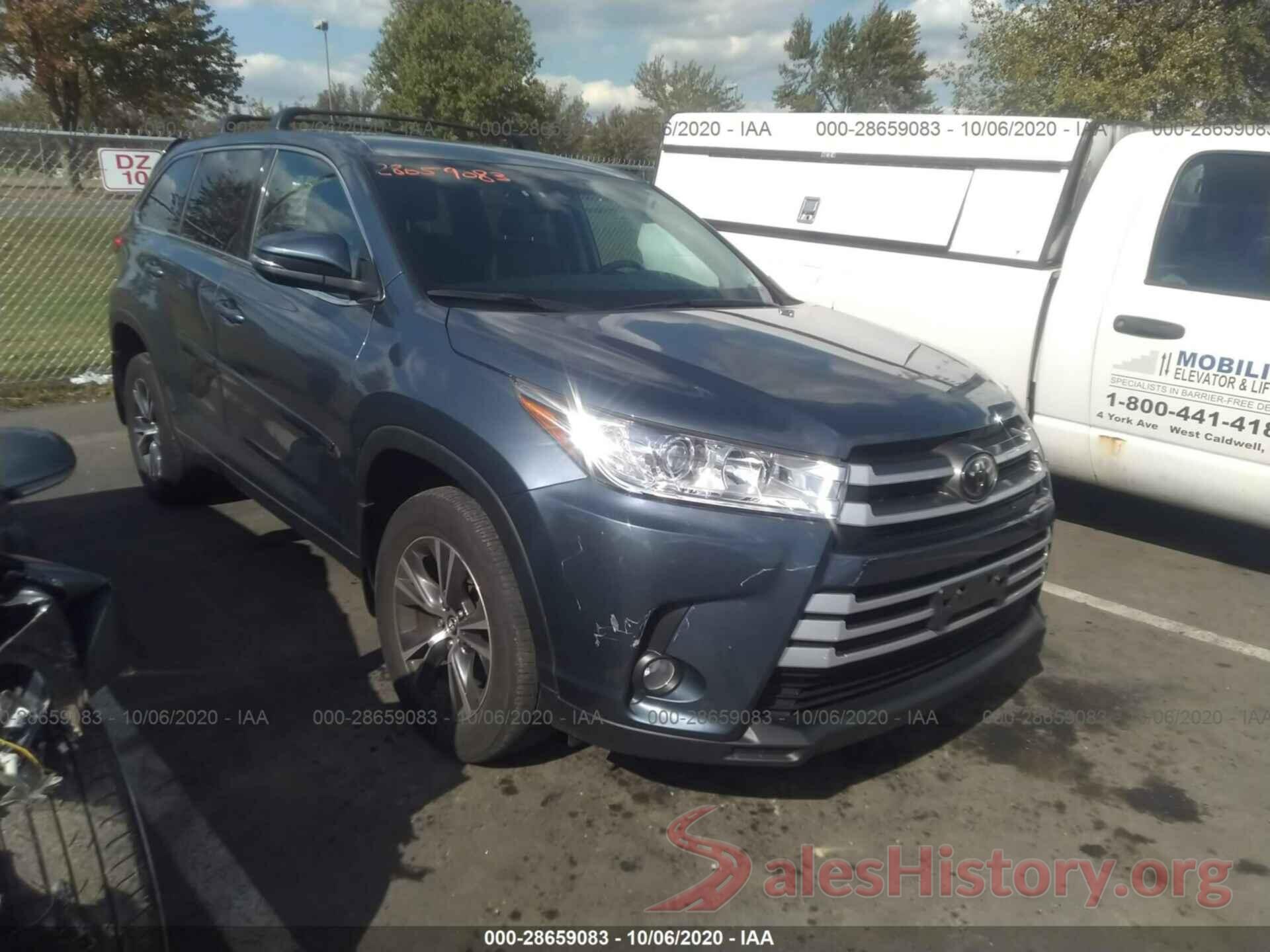 5TDBZRFH1JS822370 2018 TOYOTA HIGHLANDER